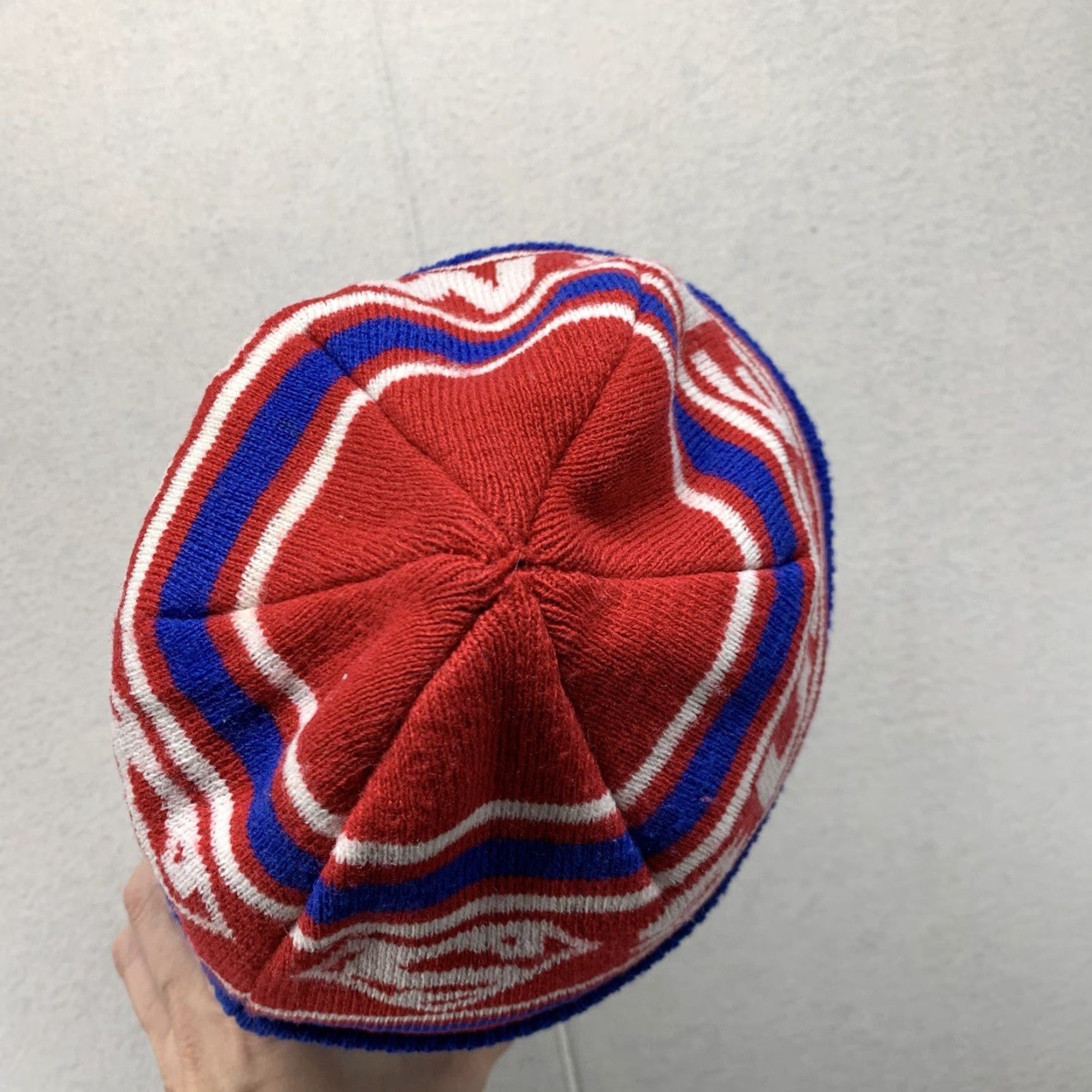 DC Comics DC Comics Superman Beanie Knit Multicolor Striped One Size 80s Winter Unisex Adults Size ONE SIZE - 5 Thumbnail