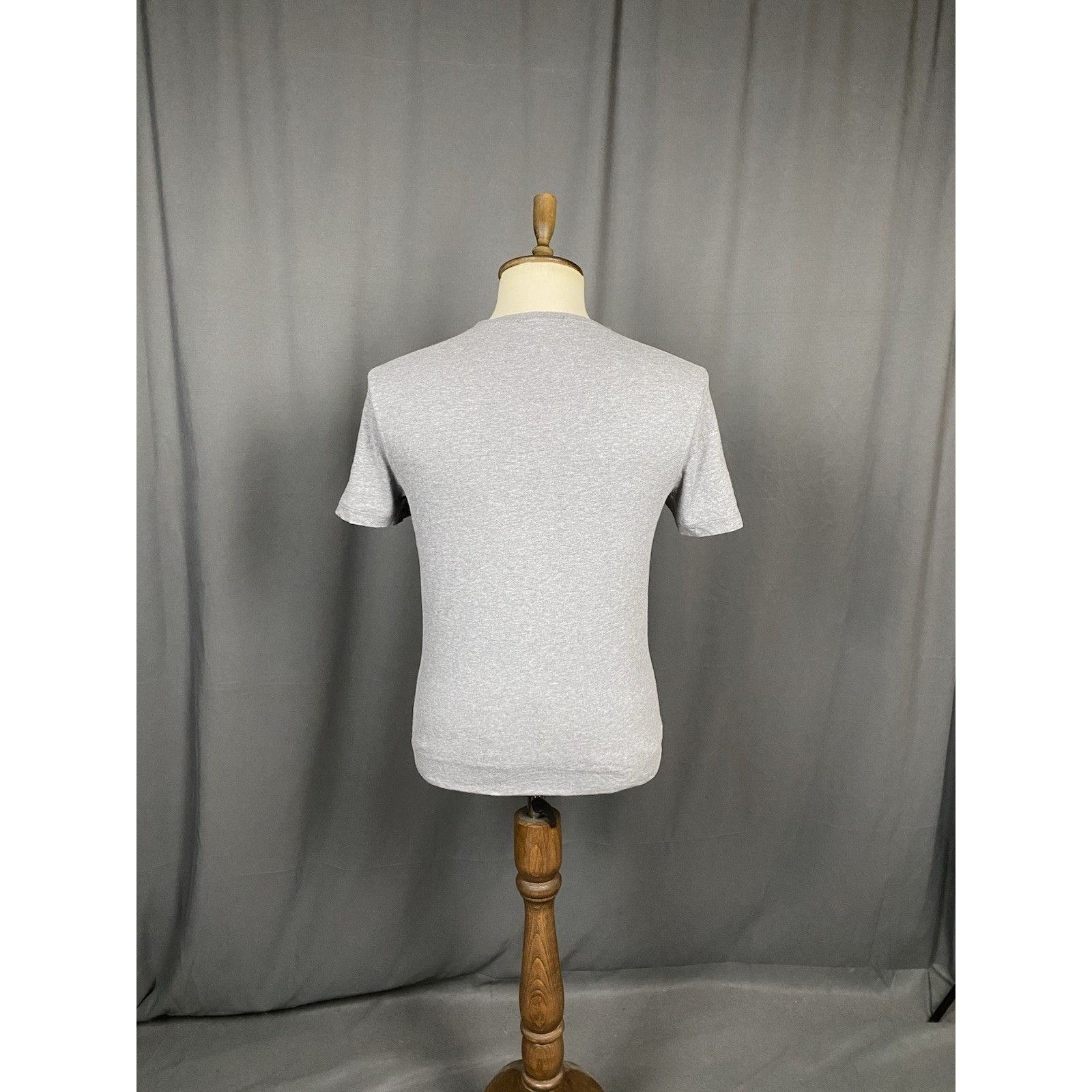 Gucci Gucci Auth Vintage Big Logo Men's Gray T-Shirt Size S Size US S / EU 44-46 / 1 - 7 Thumbnail