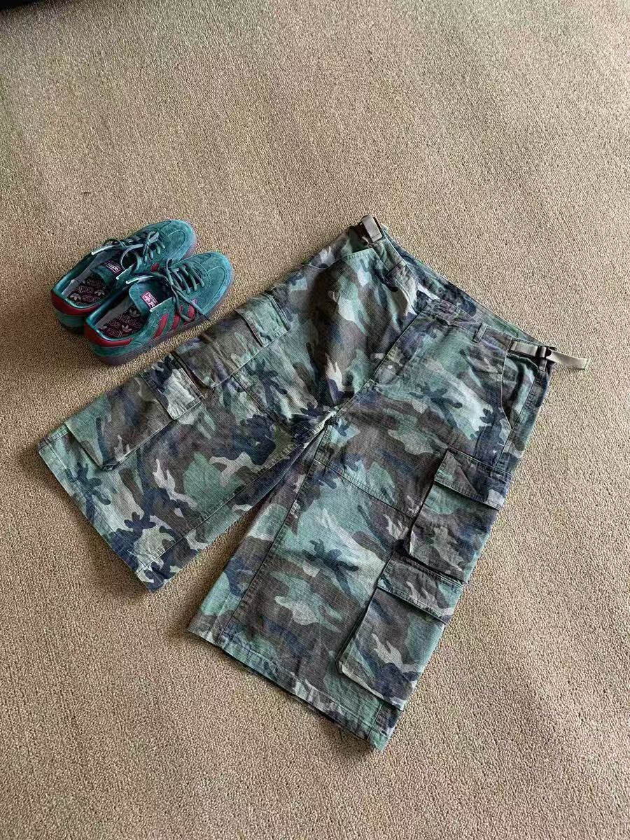 Japanese Brand × Vintage Vintage multi-pocket baggy straight camo work shorts Size US 32 / EU 48 - 2 Thumbnail