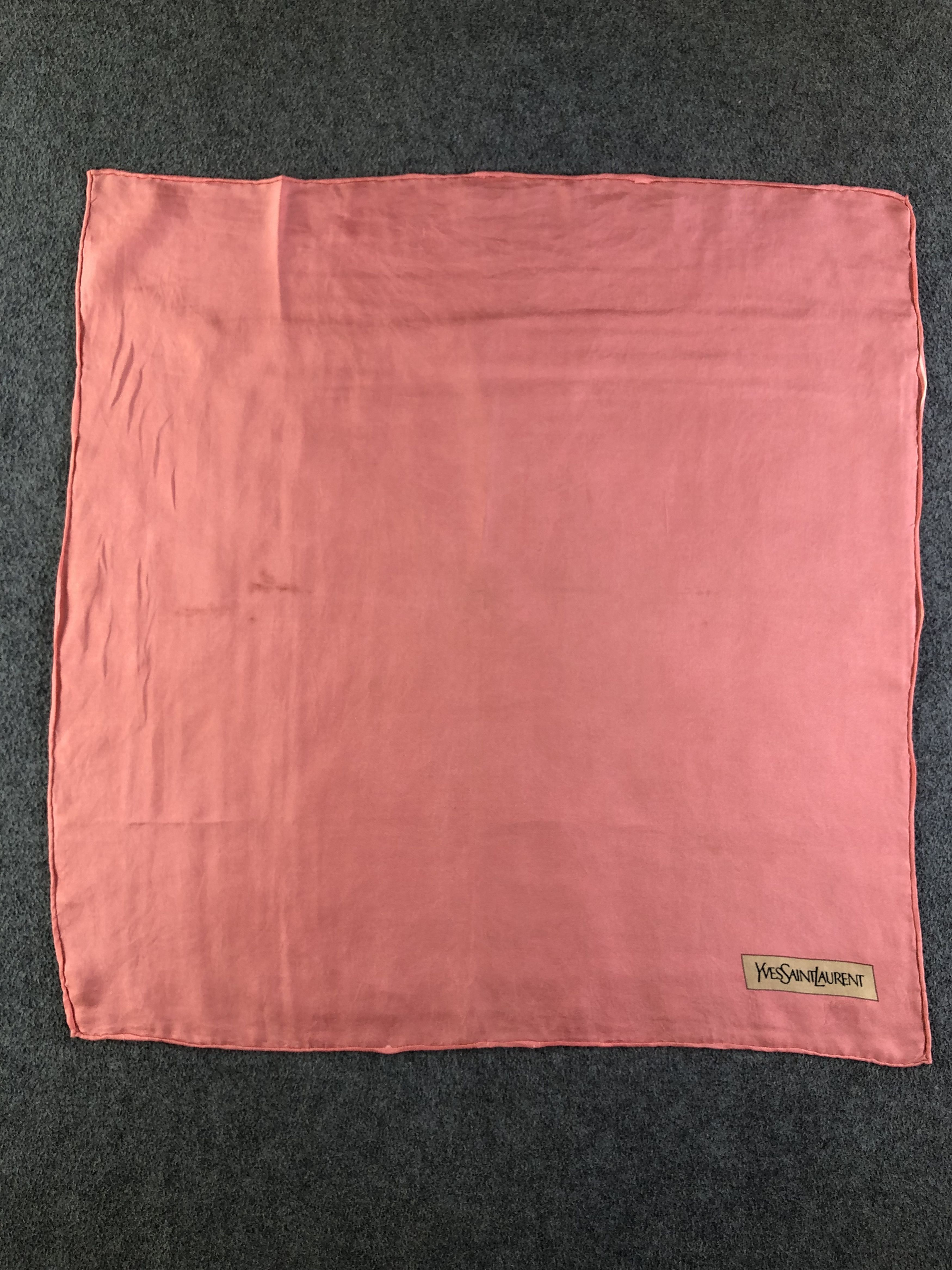Yves Saint Laurent Yves Saint Laurent Handkerchief / Bandana / Neckerchief C359 Size ONE SIZE - 2 Thumbnail