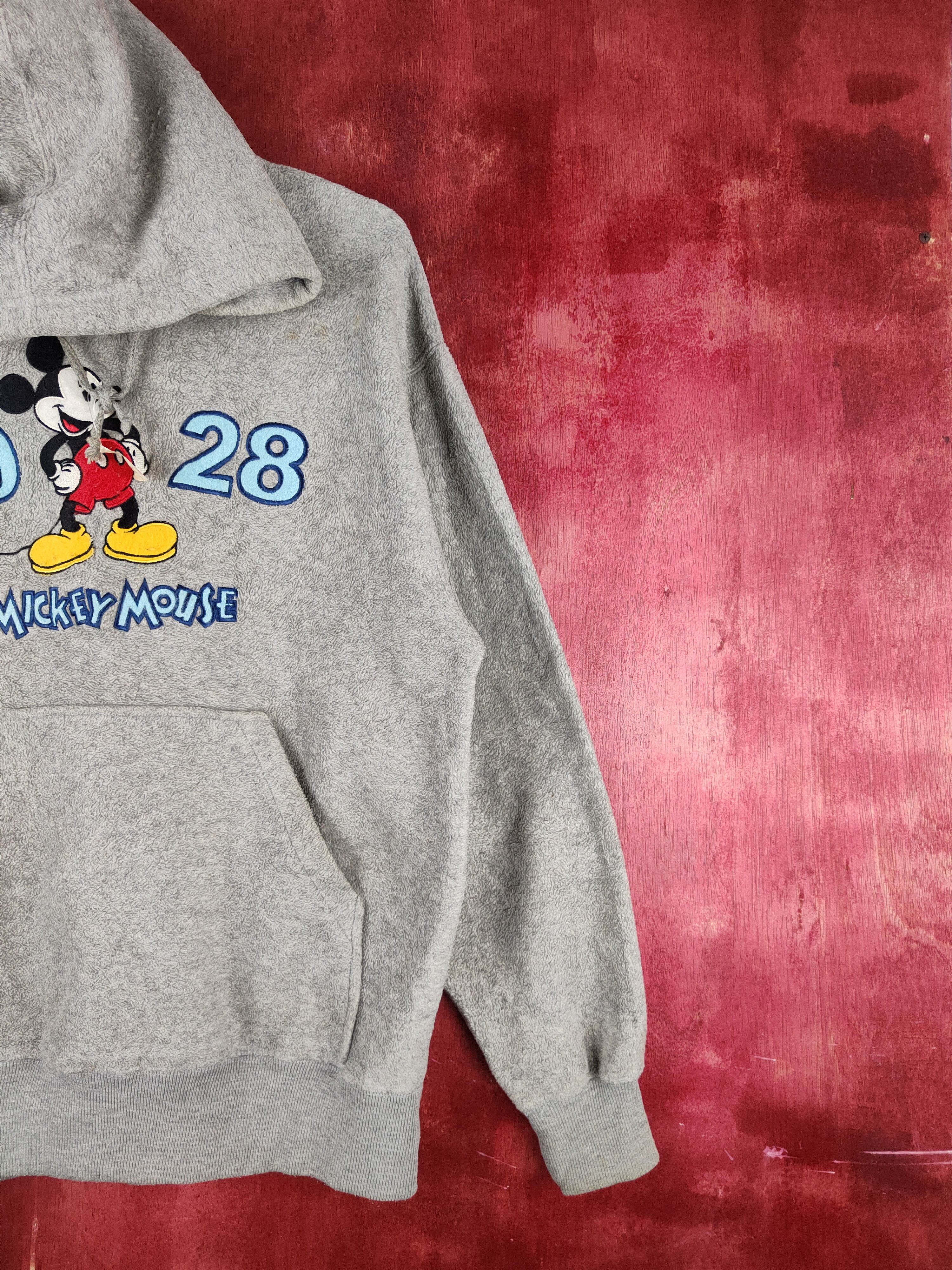 Disney × Mickey Mouse × Vintage Disney Gray Mickey Mouse Fur Mohair Hoodie Sweatshirt #S1504 Size US M / EU 48-50 / 2 - 6 Thumbnail