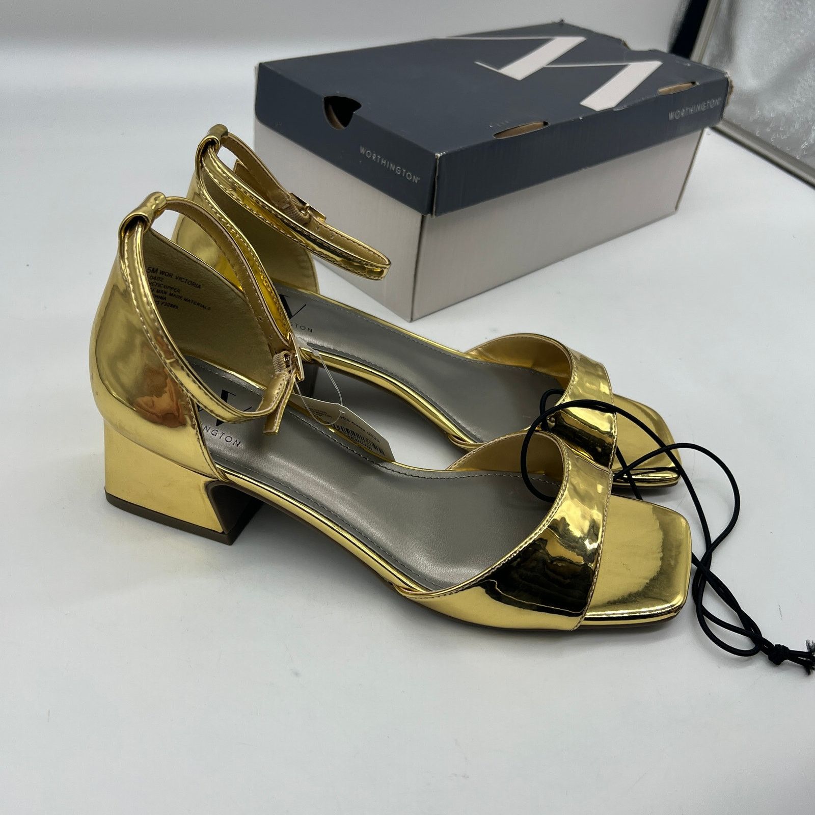 Other Worthington Womens Victoria Block Heel Pumps Gold Size 6.5M Size US 6.5 / IT 36.5 - 8 Thumbnail