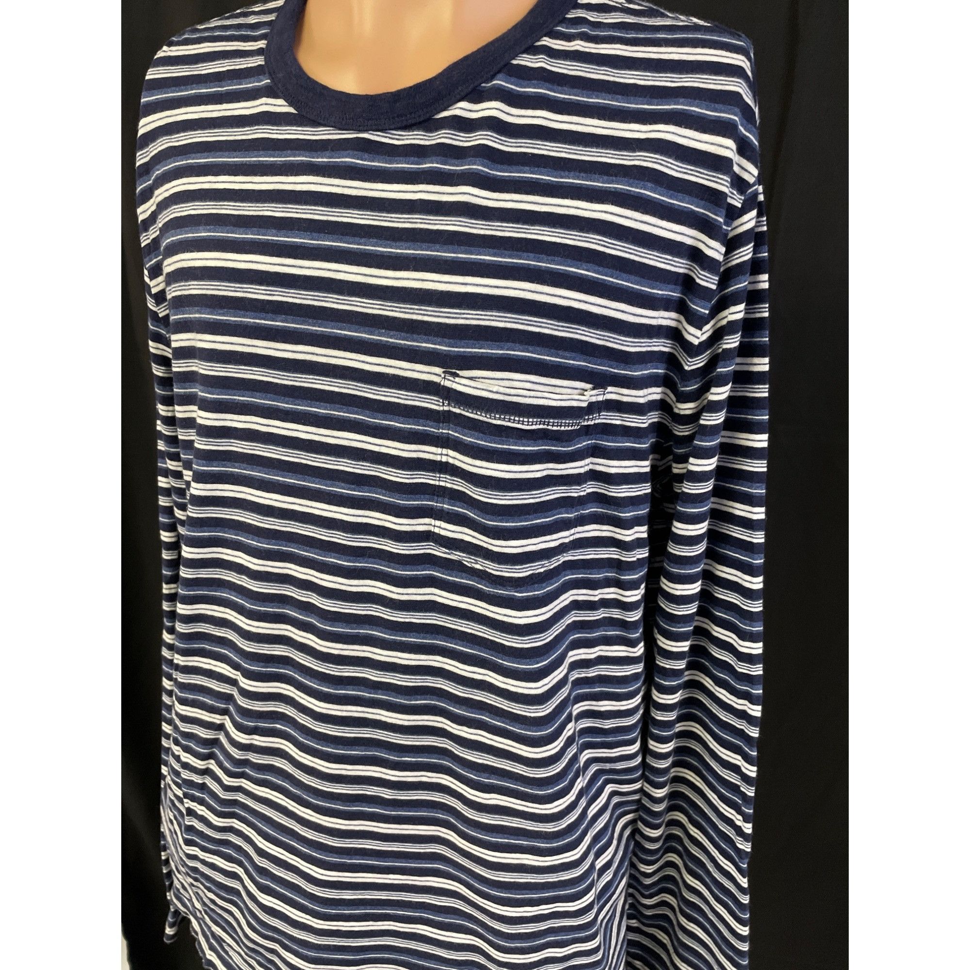 Gap Gap Men's Blue Striped Long Sleeve T-shirt Size XL SKU 4715 Size US XL / EU 56 / 4 - 2 Thumbnail