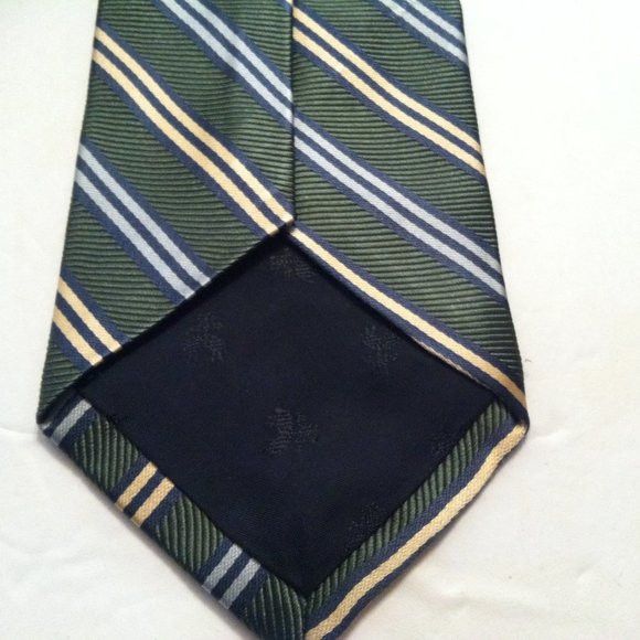 Brooks Brothers BROOKS BROTHERS MEN'S NEW GREEN 100%SILK TIE WIDTH: 3 3/4" Size ONE SIZE - 2 Thumbnail
