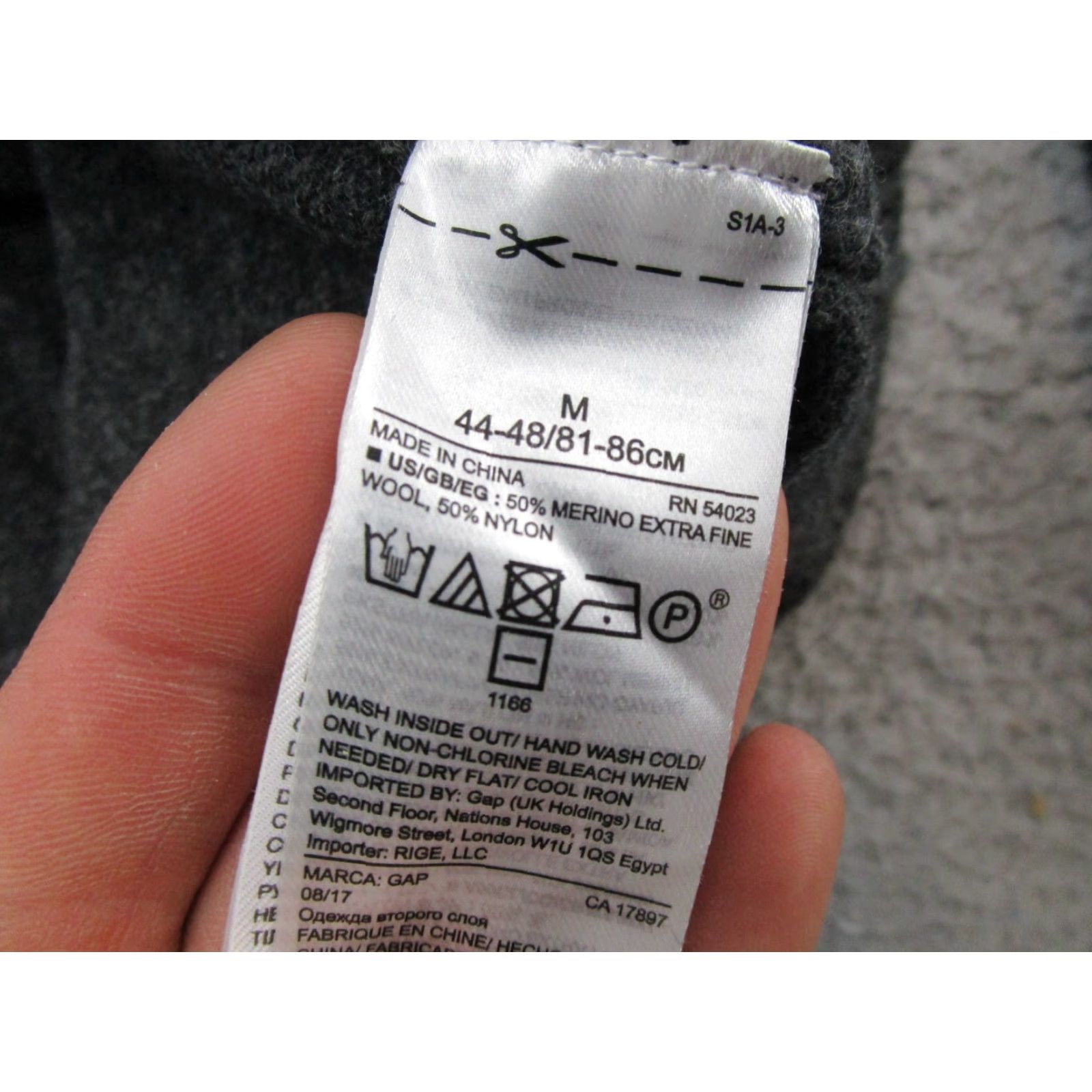 Gap Gap Pullover Sweater Men Medium Knit Wool Gray Size US M / EU 48-50 / 2 - 3 Thumbnail