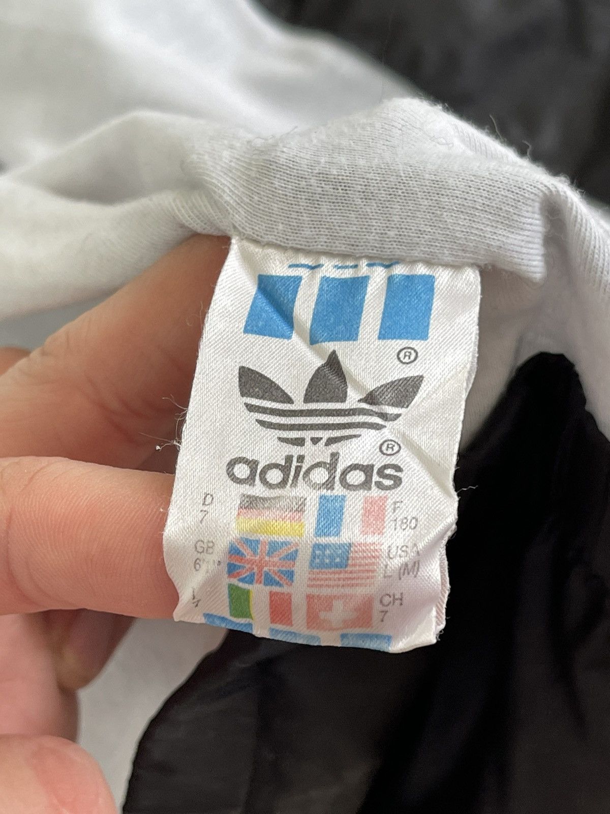 Adidas 90s Vintage Adidas Y2k Nylon Baggy Windbreaker Track Jacket Size US L / EU 52-54 / 3 - 10 Thumbnail
