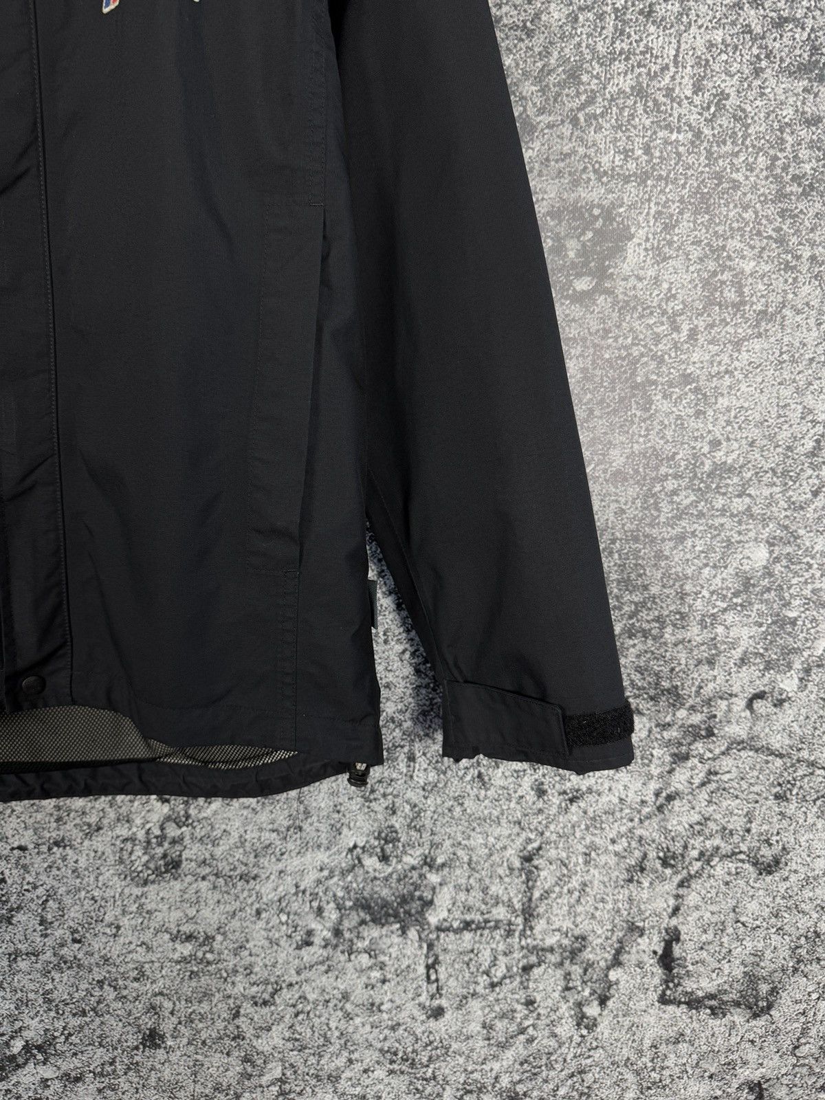 Berghaus Berghaus Nylon Jacket Outdoor Windbreaker Waterproof Size XS Size US XS / EU 42 / 0 - 5 Thumbnail