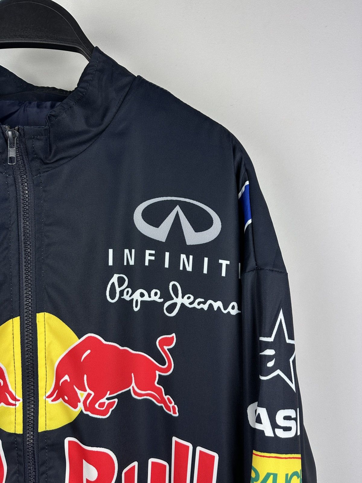 Formula 1 × Red Bull Vintage Red Bull Infinity F1 Racing Light Jacket Size US M / EU 48-50 / 2 - 3 Thumbnail