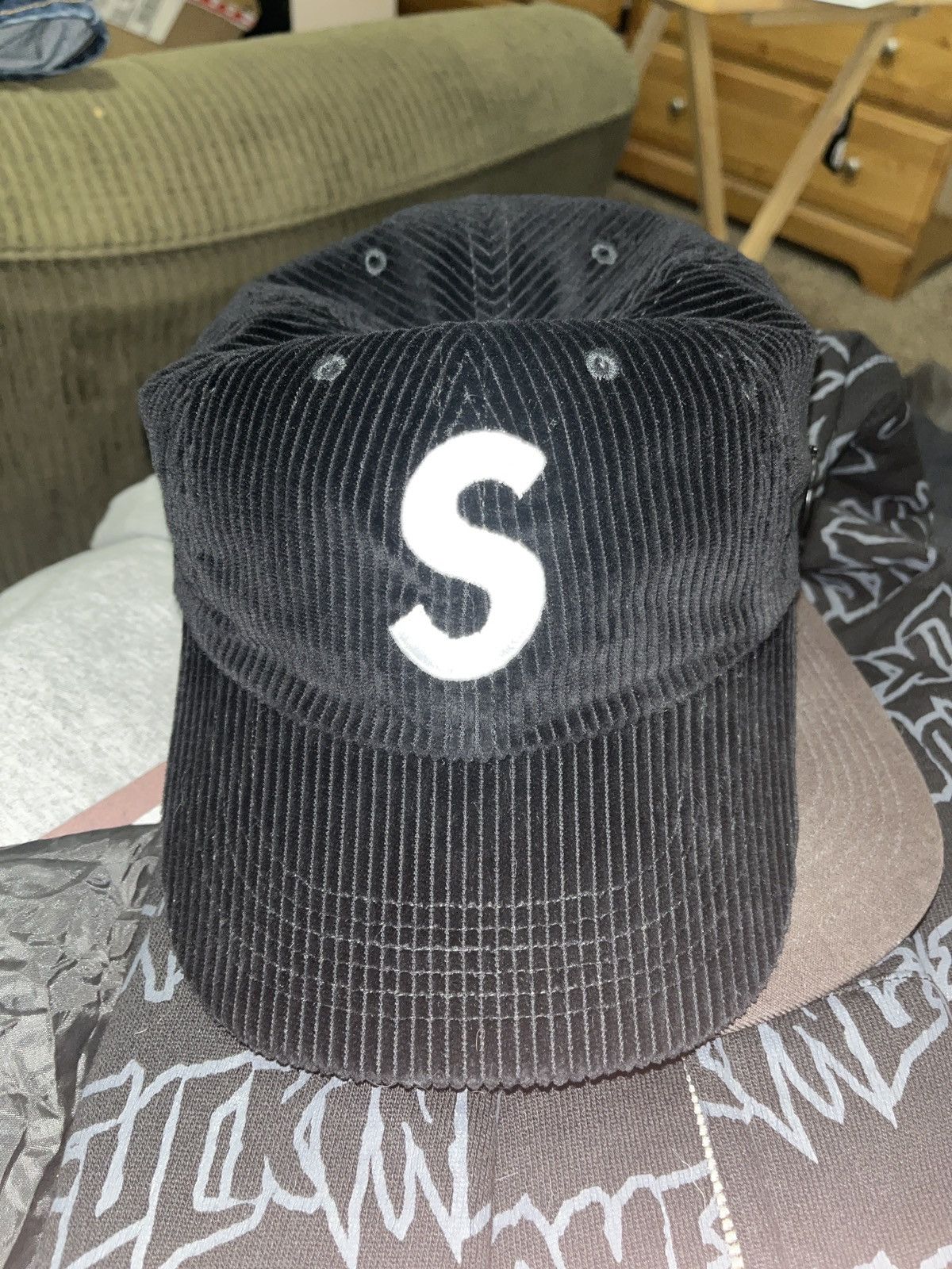 Supreme Supreme Corduroy S logo hat Size ONE SIZE - 1 Thumbnail