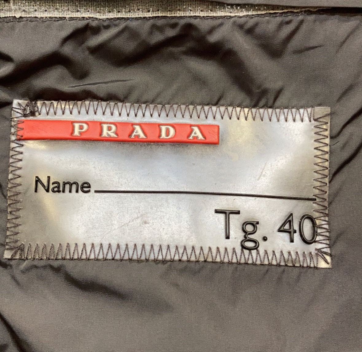 Prada Prada Vintage Gore Tex Jacket Women's Size M Designer 40it Size S / US 4 / IT 40 - 18 Thumbnail
