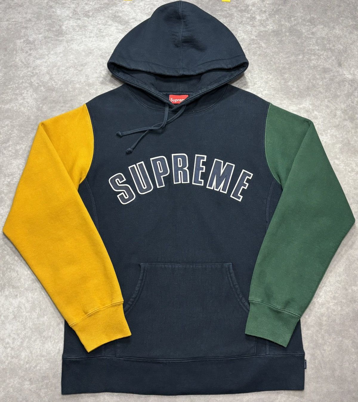 Supreme Supreme Color Blocked Arc Logo Hooded Sweatshirt (2016) Size US L / EU 52-54 / 3 - 1 Thumbnail