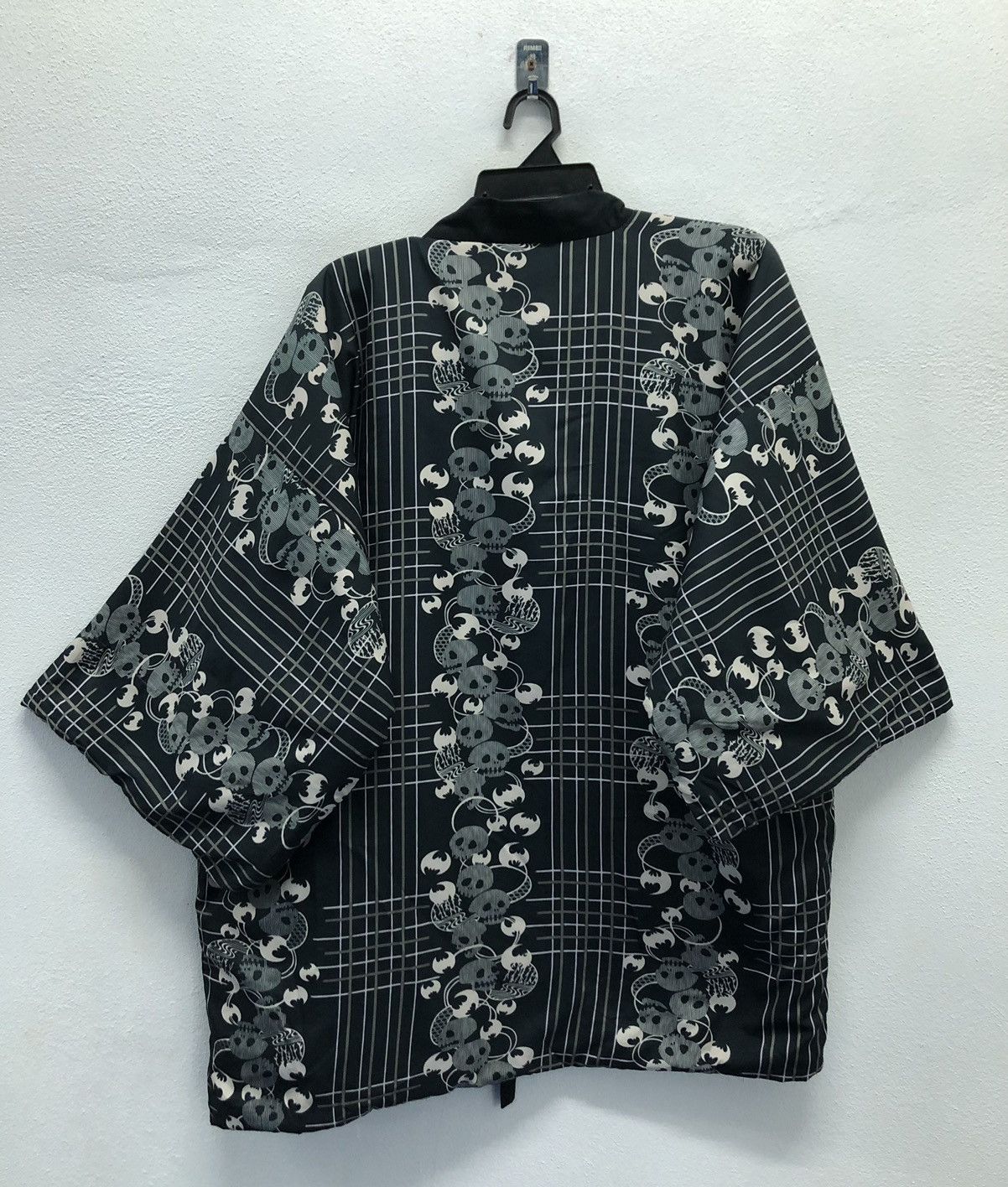 Japanese Brand × Vintage Vintage Japanese Brand Skull Pattern Kimono Size US M / EU 48-50 / 2 - 2 Thumbnail