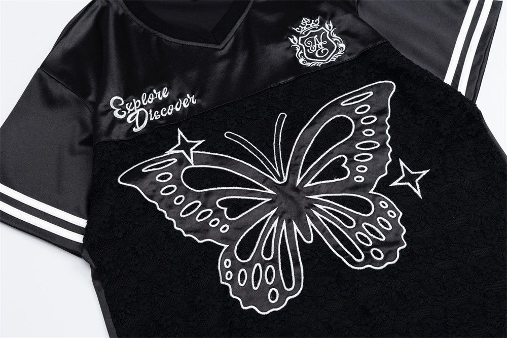 Japanese Brand × Vintage Butterfly patch embroidered lace panel T-shirt Size US M / EU 48-50 / 2 - 4 Thumbnail
