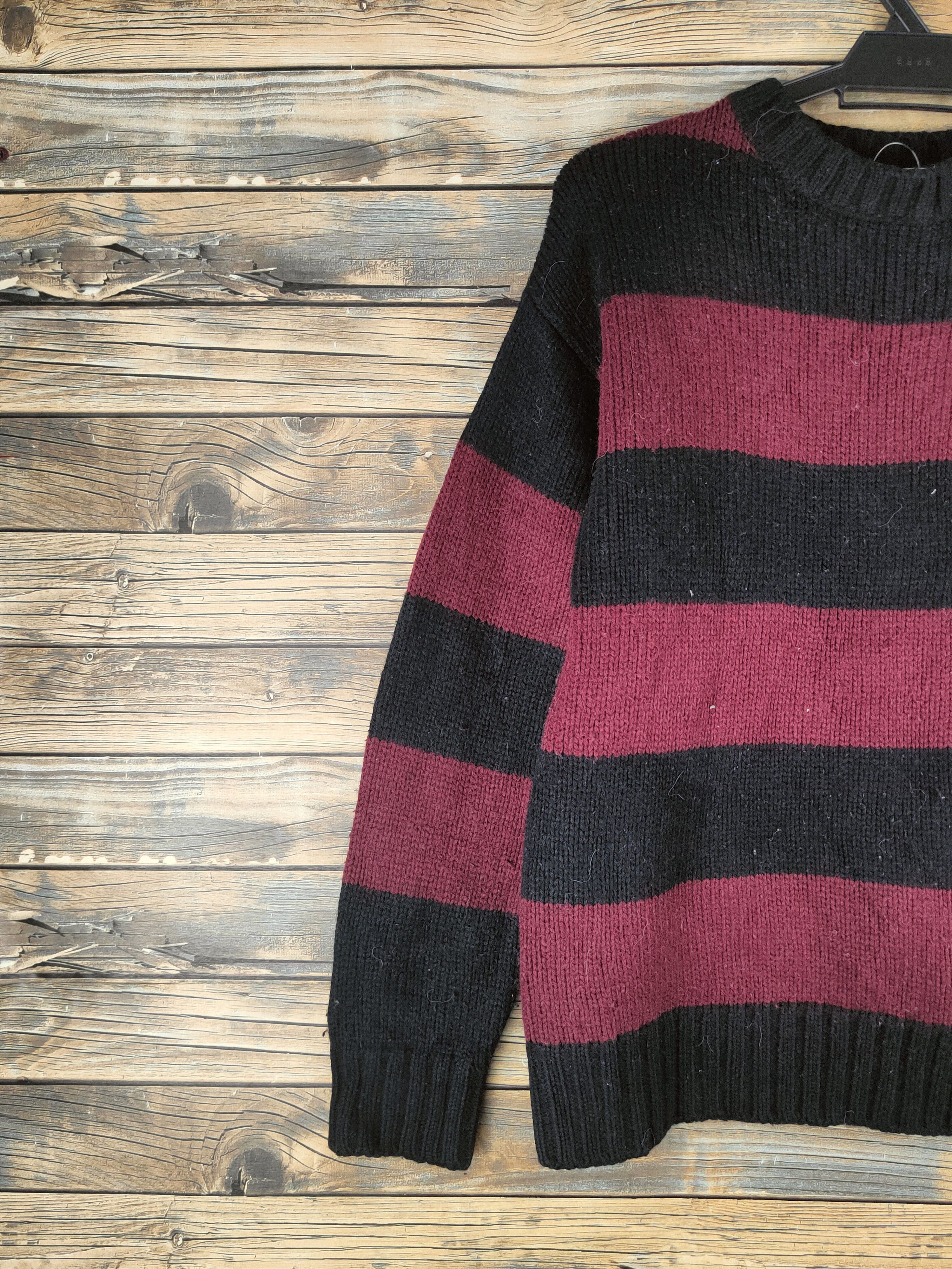 GU DL GU Black Maroon Knitwear Sweatshirts #46-565 Size US M / EU 48-50 / 2 - 3 Thumbnail