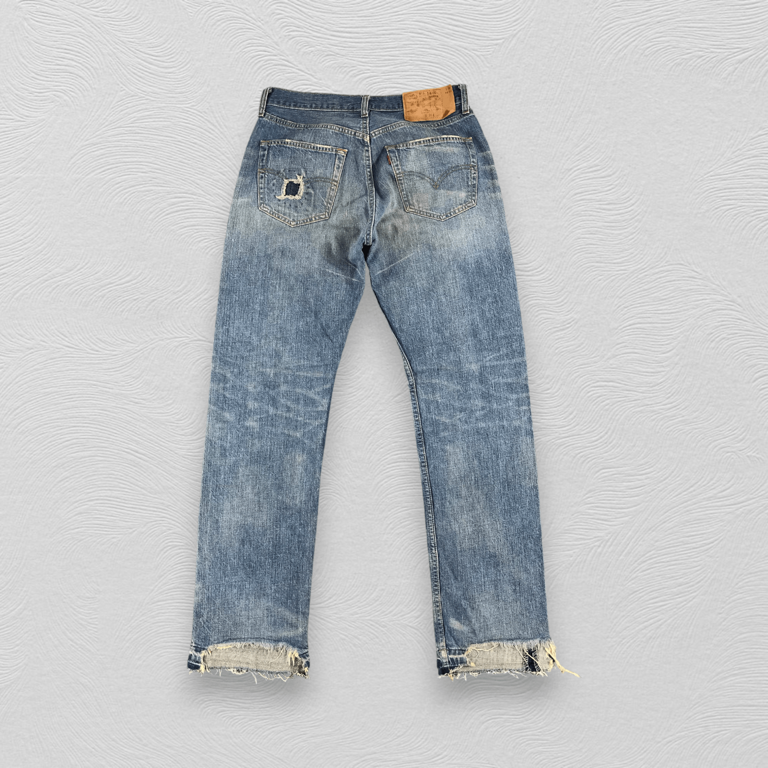 Levi's Vintage Levi's 501 Jeans Stone Wash Distressed Denim KJ347 Size US 30 / EU 46 - 2 Thumbnail
