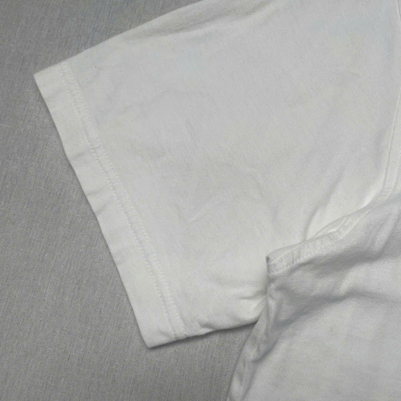 Adidas Adidas boxy shirt in white Size US S / EU 44-46 / 1 - 8 Thumbnail