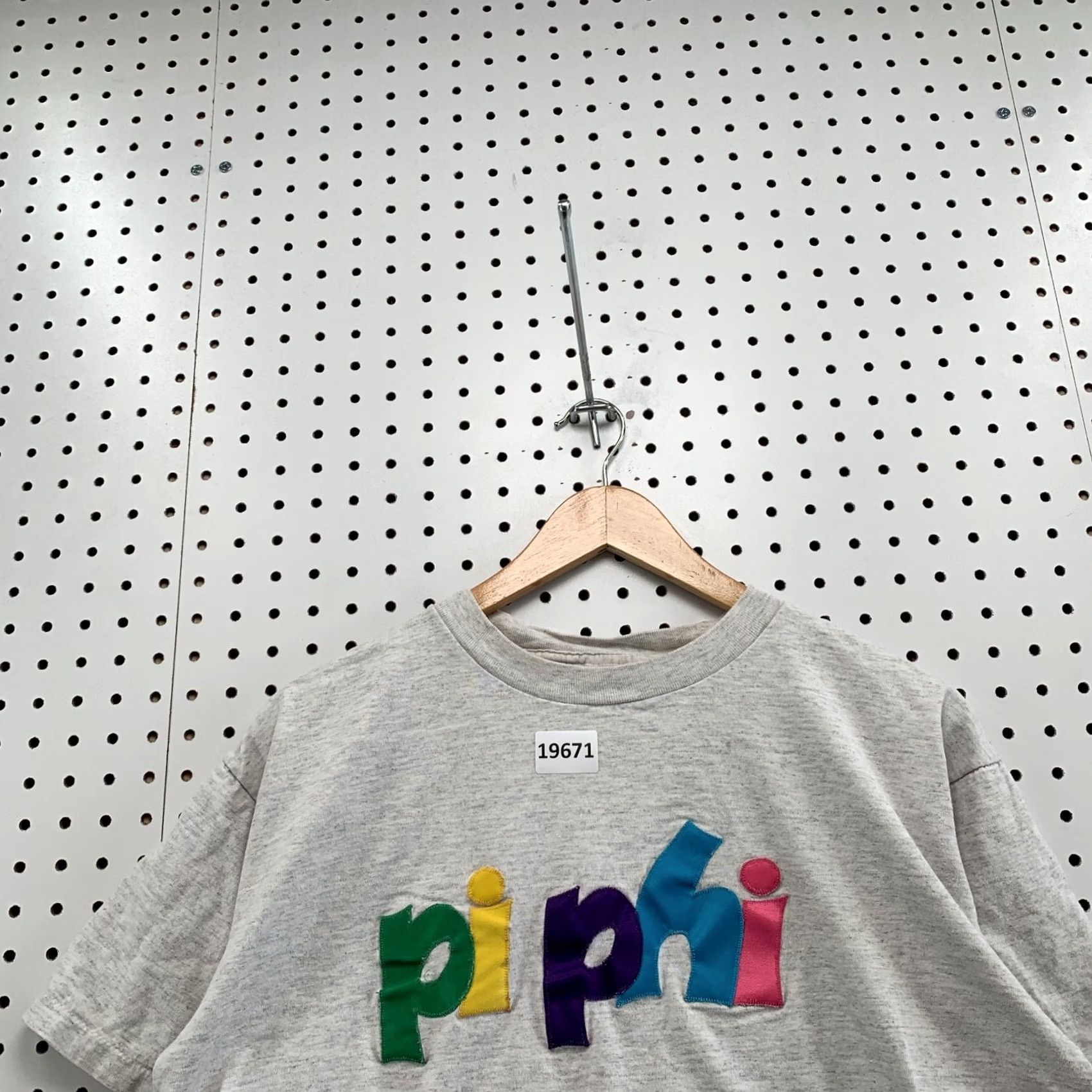 Vintage VINTAGE pi phi Cropped Shirt Womens L Short Sleeve Crew Neck 90s University Gray Oneita T-Shirt Size L / US 10 / IT 46 - 6 Thumbnail