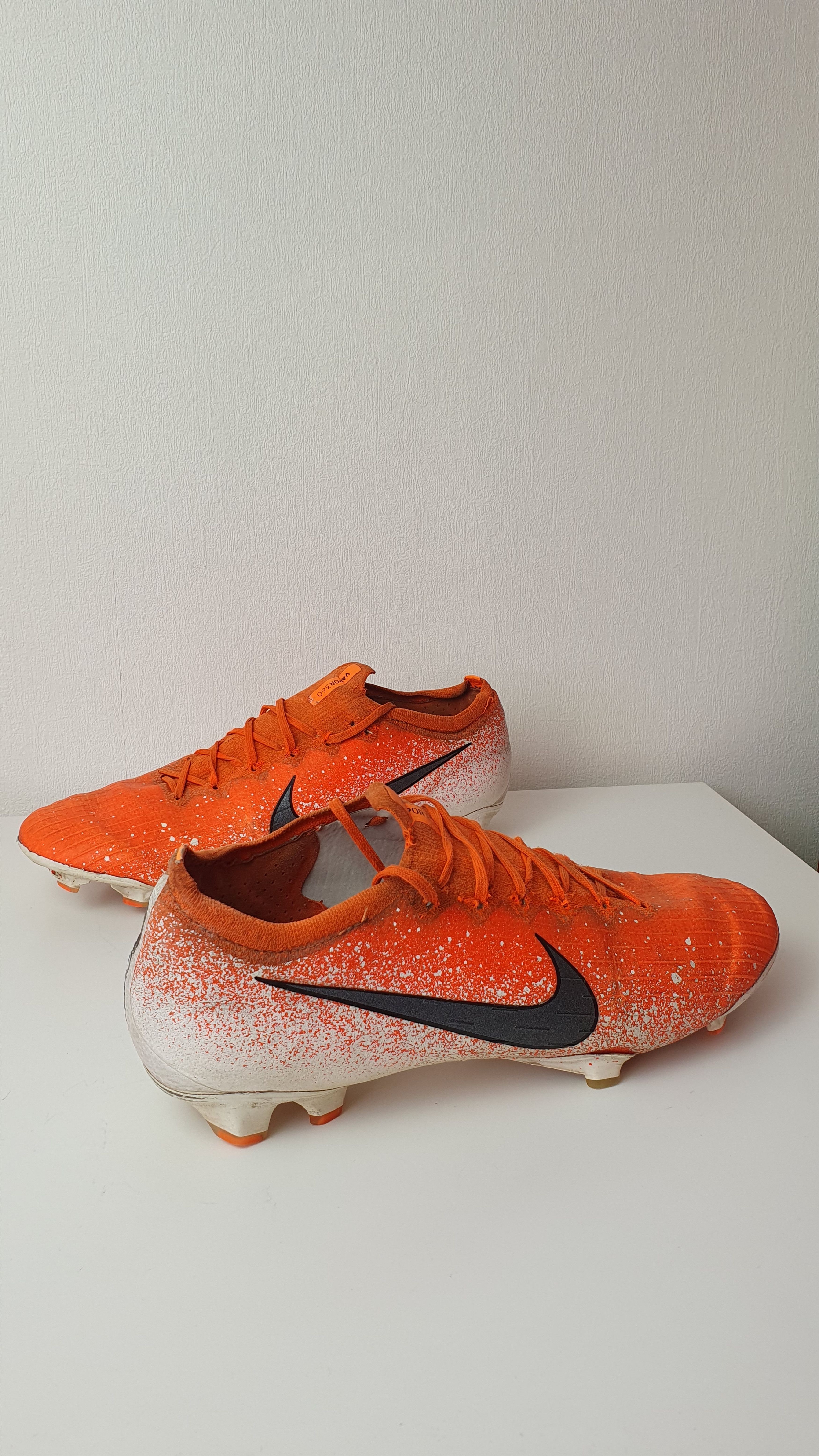 Nike Football Cleats Mens Nike Mercurial Vapor 12 Elite AG Size US 12.5 / EU 45-46 - 4 Thumbnail