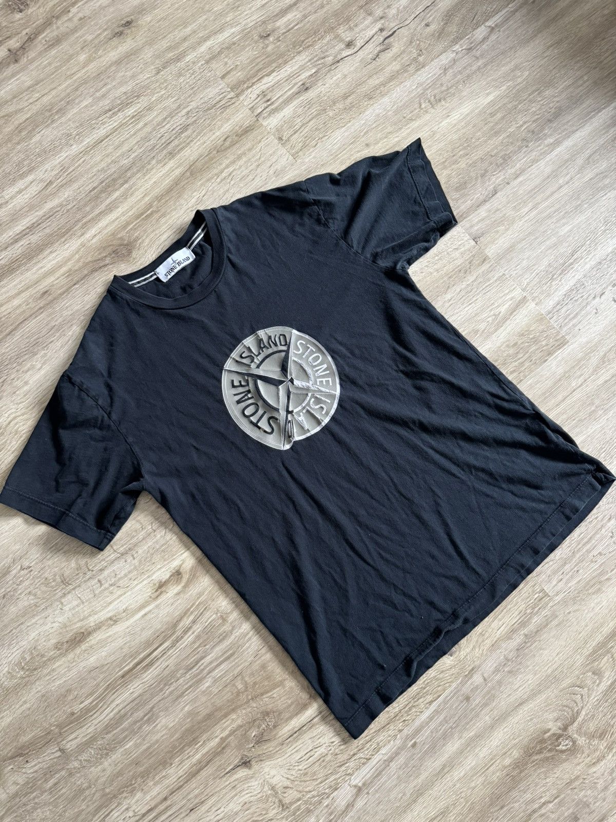 Stone Island Stone Island T-shirt size M Size US M / EU 48-50 / 2 - 1 Thumbnail