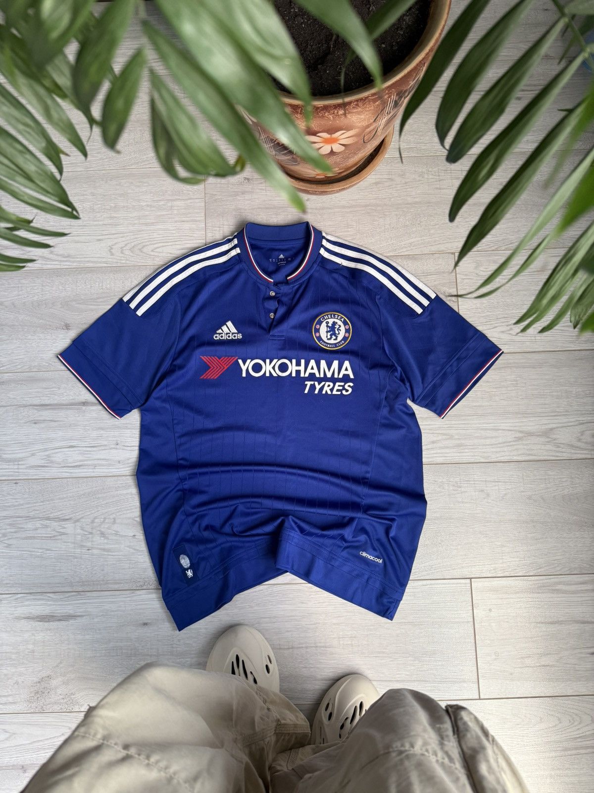 Adidas × Chelsea Soccer Vintage Adidas Chelsea soccer jersey 2016 kit shirt Size US M / EU 48-50 / 2 - 1 Thumbnail