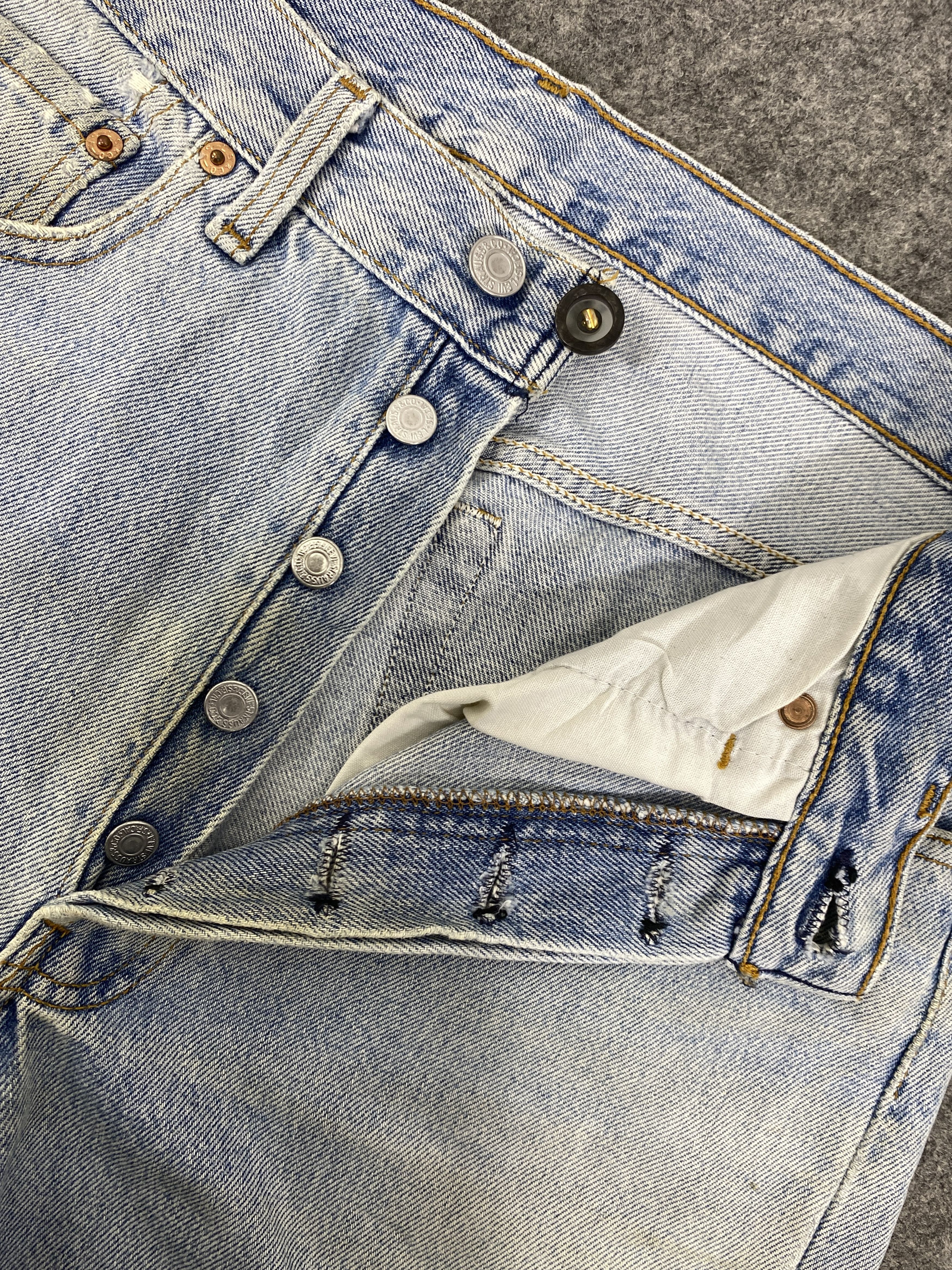 Levi's Light Blue Wash Vintage Levis 501 Jeans 31x30 - JN3124 Size US 31 - 6 Thumbnail