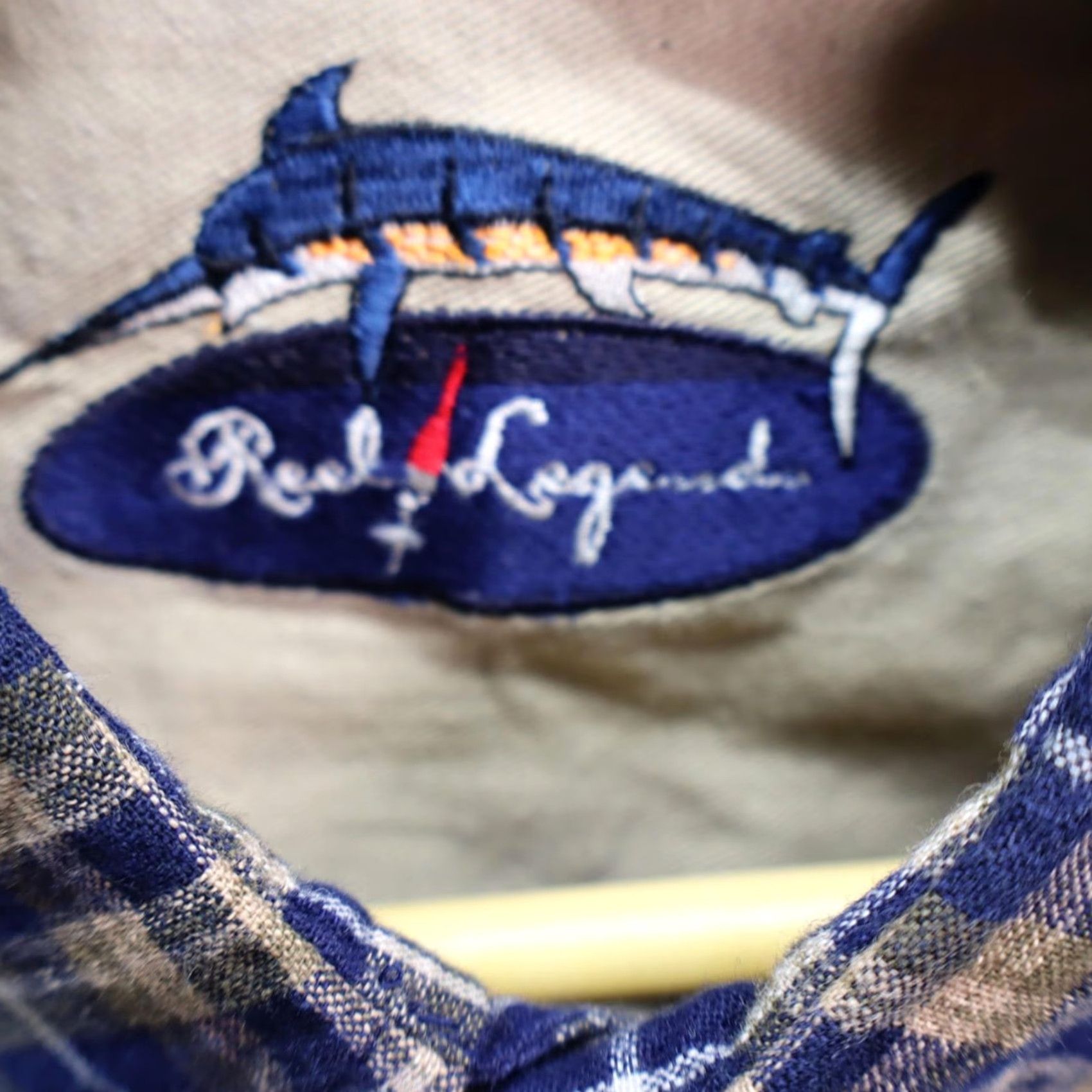 Vintage VINTAGE? (No) Reel Legends Shirt Men L White Short Sleeve Button-Up Collar Spread Fish Pattern Swordfish Graphic NWT Size US L / EU 52-54 / 3 - 7 Thumbnail