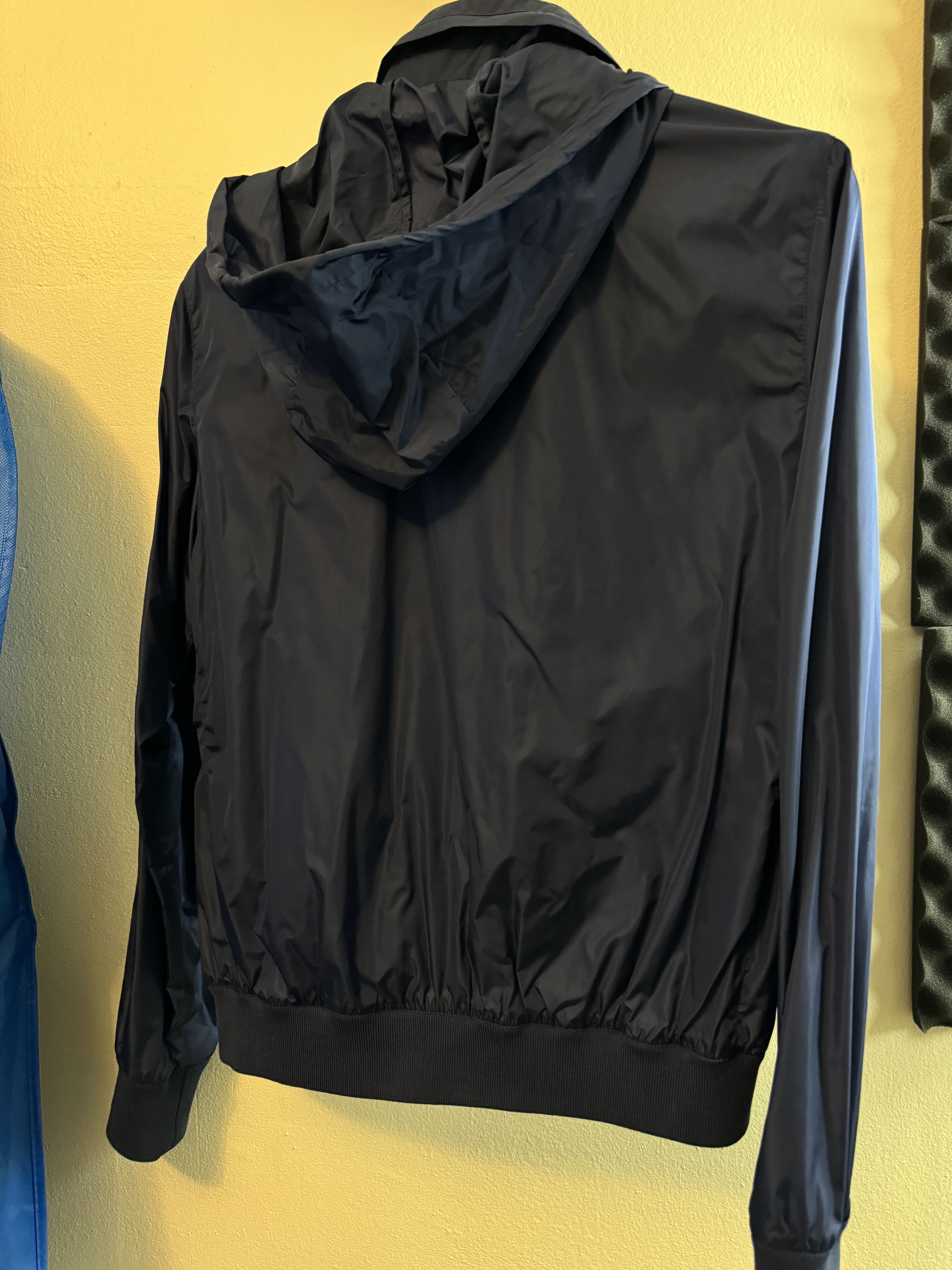 Gucci Gucci Windbreaker Logo Jacket Lightweight NEW Size US S / EU 44-46 / 1 - 11 Thumbnail