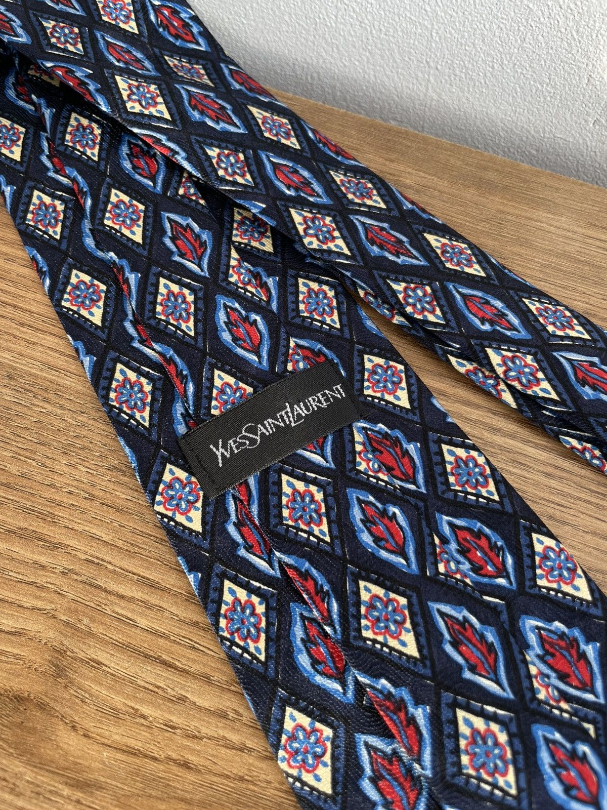 Yves Saint Laurent Yves Saint Laurent YSL Silk Tie Multicolor Geometric Print Size ONE SIZE - 3 Thumbnail