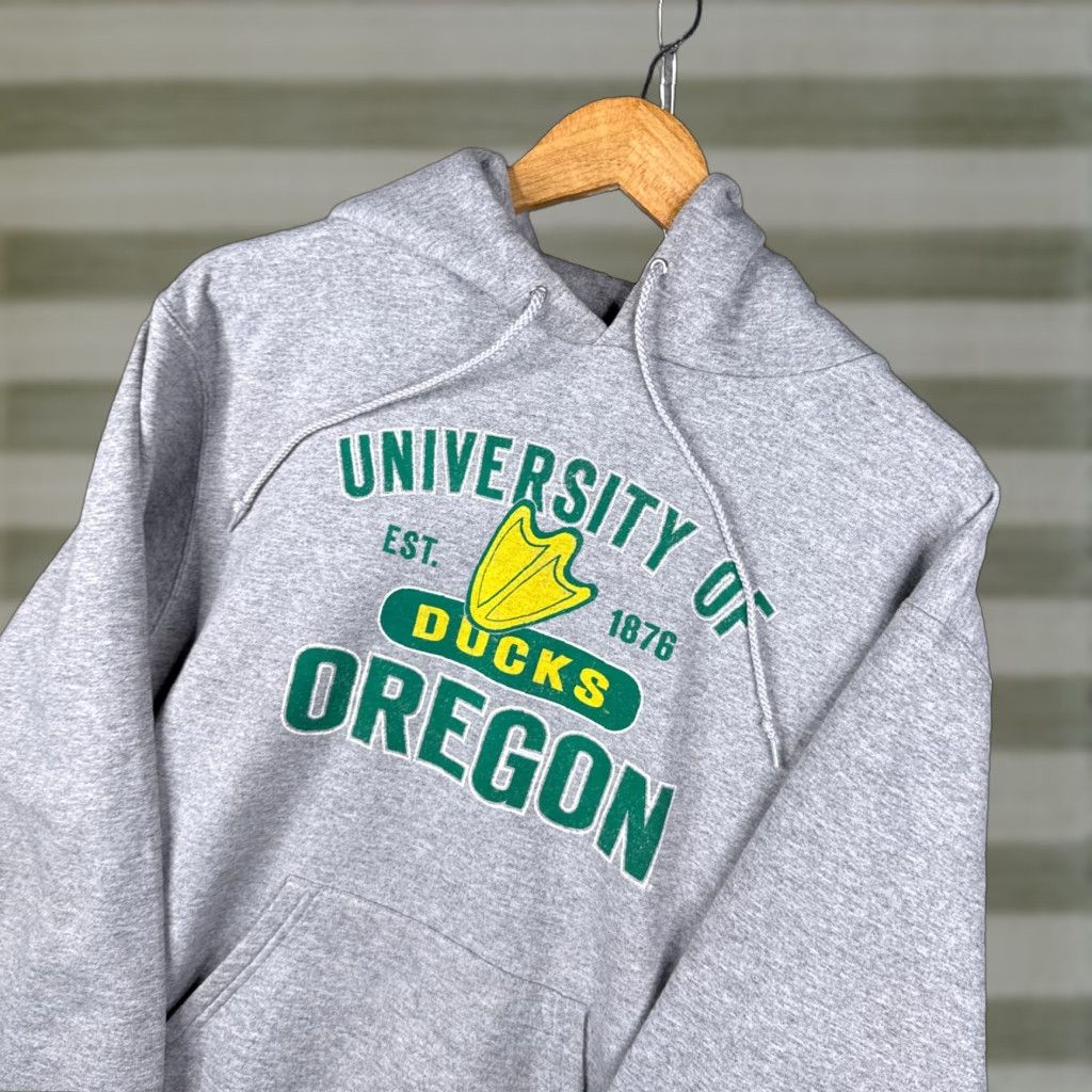 VINTAGE Champion Oregon Ducks Hoodie Mens M Grey College Sweatshirt 90s University Mens Hoodie Adjustable Fit (if needed)