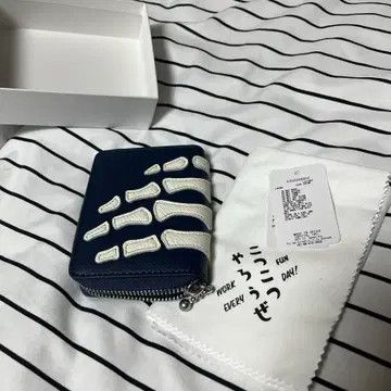 Kapital Kapital Thumbs Up Bone Hand Zip Mini Wallet Navy Size ONE SIZE - 1 Thumbnail