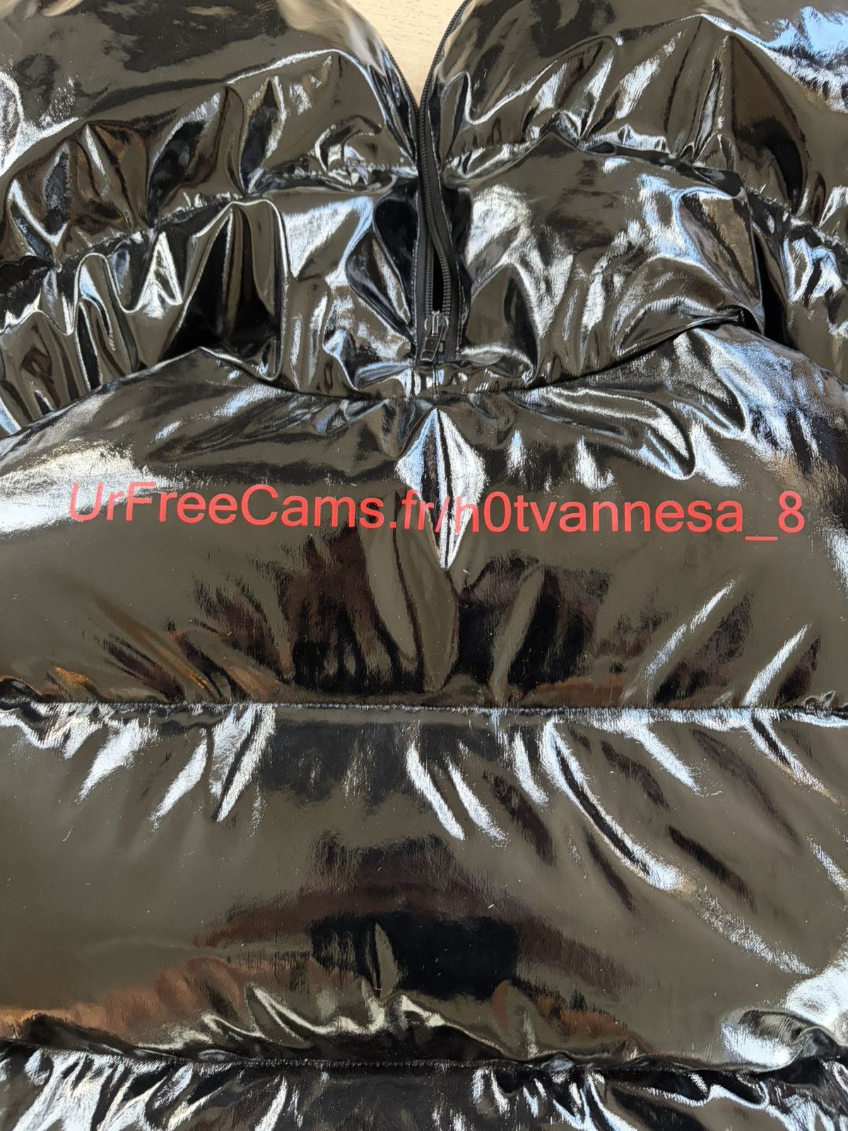 Vetements Vetements “Miss Webcam” Puffer Size US XS / EU 42 / 0 - 5 Thumbnail