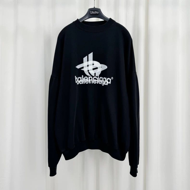 Balenciaga Balenciaga Double-image printed monogram sweatshirt Size US M / EU 48-50 / 2 - 1 Thumbnail