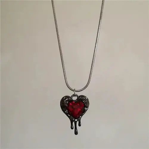 Other Vintage Red Heart Necklace Size ONE SIZE - 3 Thumbnail