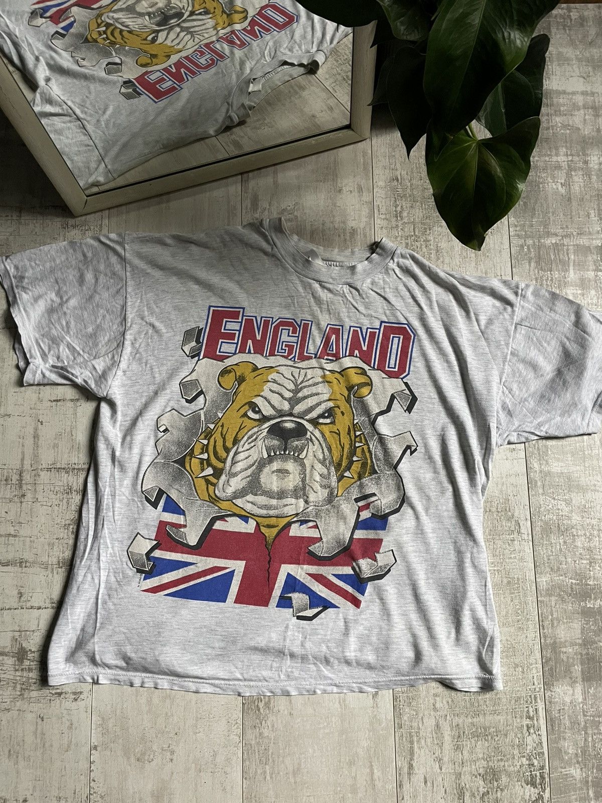 Vintage Vintage England Bull Dogs 1994@ CPM Ltd T-Shirt Hanes RARE Size US M / EU 48-50 / 2 - 3 Thumbnail