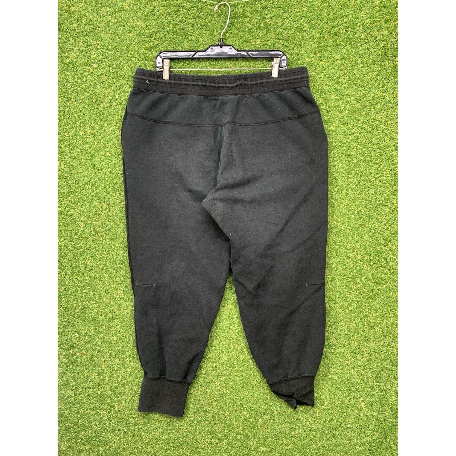 Nike Nike Tech Fleece Sweatpants Mens XL Exercise, Gym, Cross Training, Running, Tapered Fit, Black Size US 36 / EU 52 - 2 Thumbnail