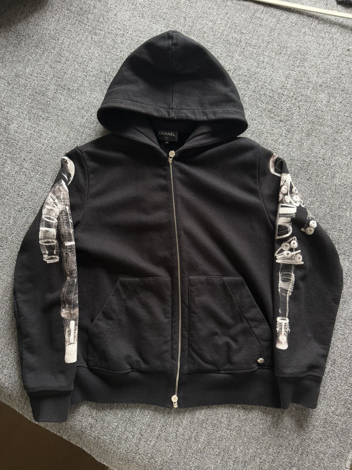Chanel Chanel hoodie robot sleeved Size US S / EU 44-46 / 1 - 1 Thumbnail
