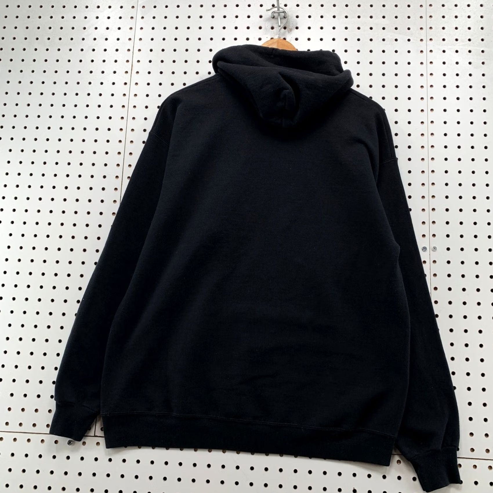 Vintage Billie Eilish Hoodie Sweatshirt Mens Large Black Green 2020 Tour Racing Graphic Size US L / EU 52-54 / 3 - 2 Thumbnail