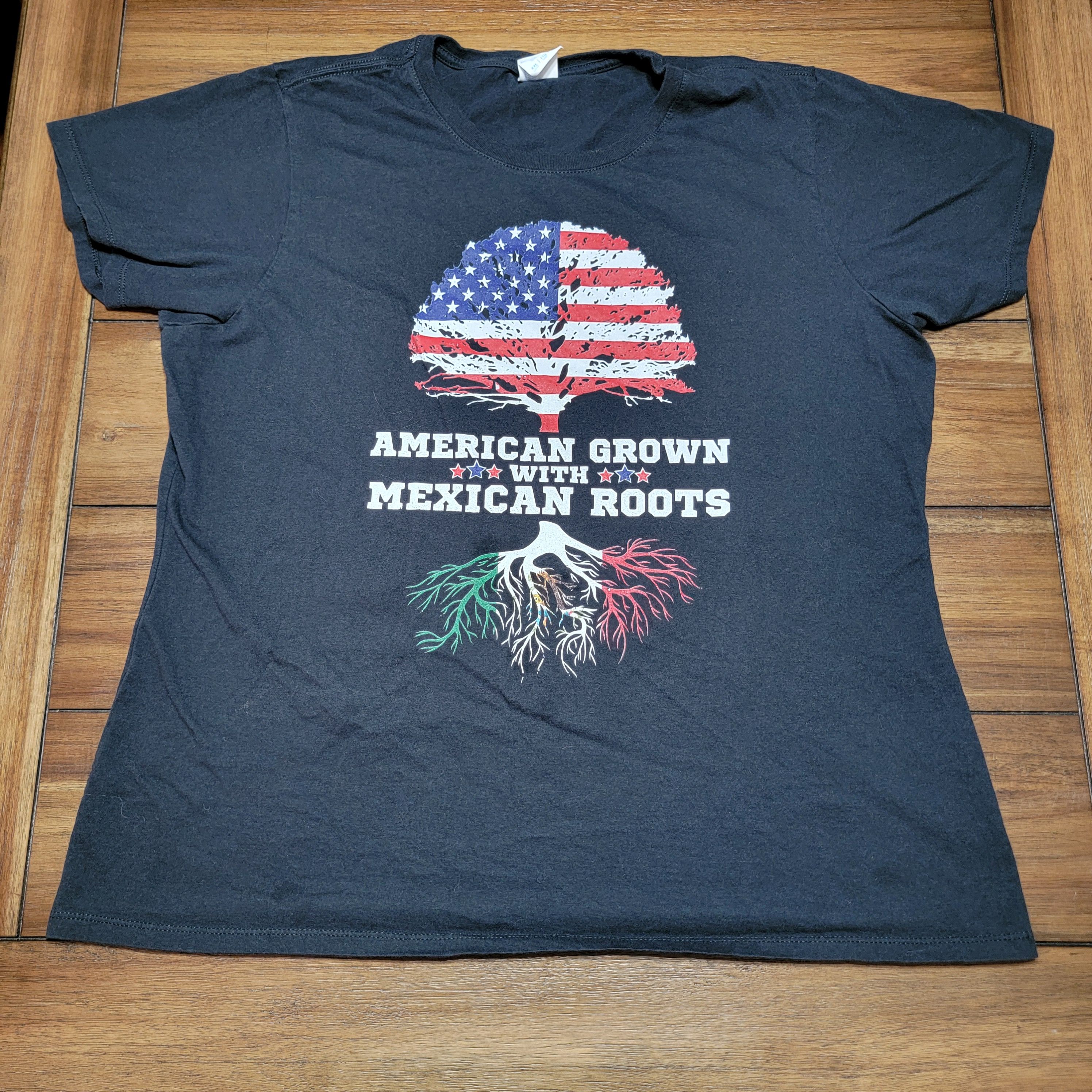 Gildan SS Tee "American Grown With Mexican Roots" - Ladies XXL* Size XXL / US 16-18 / IT 52-54 - 1 Thumbnail