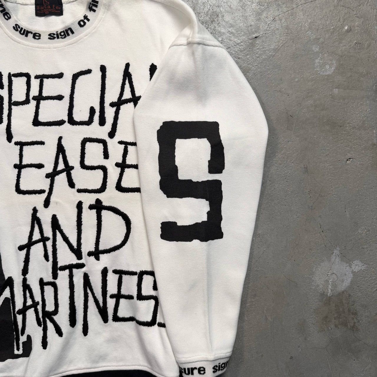 Japanese Brand Vintage SANTA FE Graphic Knit Crewneck “Special Ease” Size US M / EU 48-50 / 2 - 6 Thumbnail