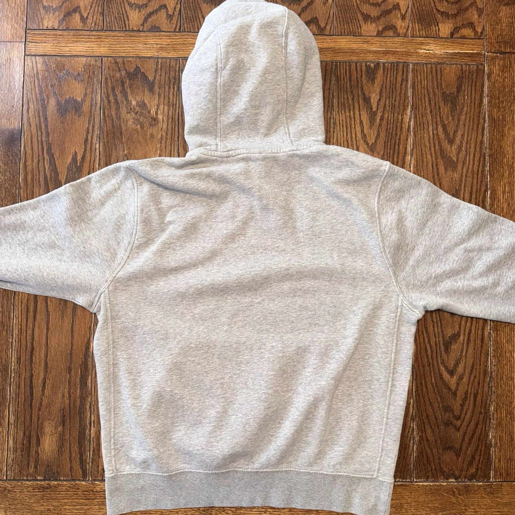 Nike VINTAGE Nike Hoodie Mens Gray Fleece Embroidered Spellout Size M Pullover Hooded Size US M / EU 48-50 / 2 - 7 Thumbnail