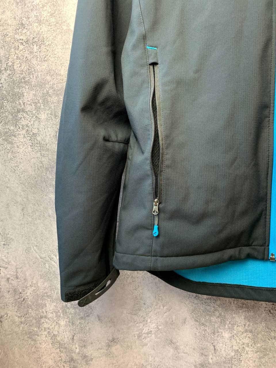 Other OEX Jacket Large Grey SoftShell Outdoor Hiking Full Zip Top Size US L / EU 52-54 / 3 - 7 Thumbnail