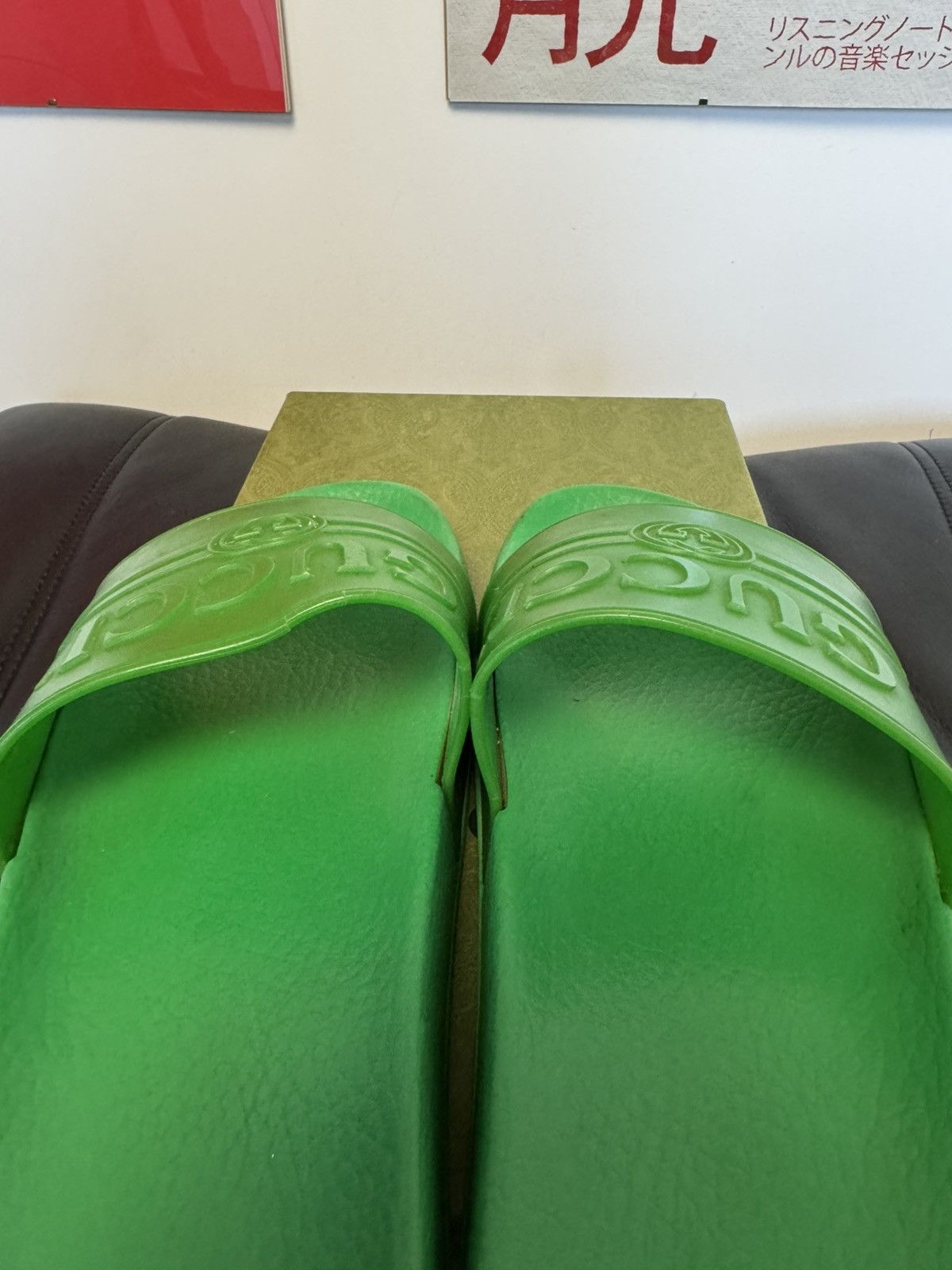 Gucci GUCCI Pursuit Green Pool Slides / Sandals Designer Luxury Size US 9 / EU 42 - 6 Thumbnail