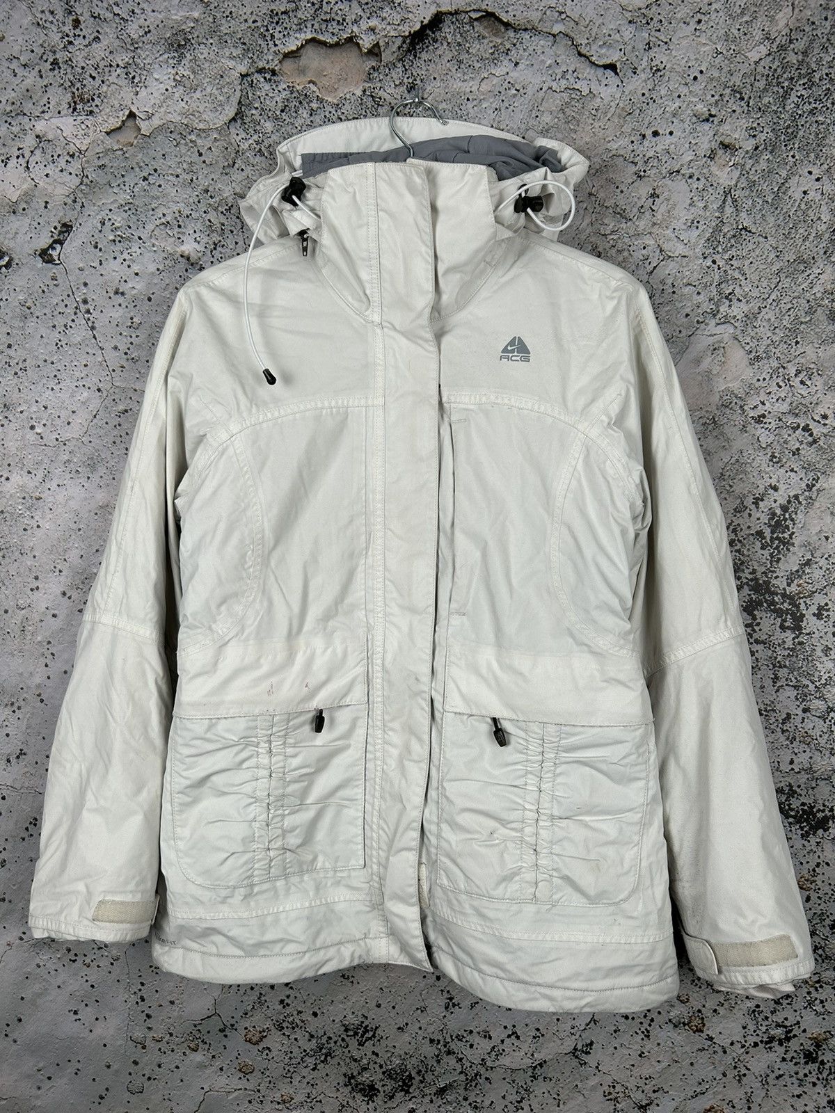 Nike ACG Vintage Nike ACG Puffer Jacket Winter Gorpcore Snowboard Size XS / US 0-2 / IT 36-38 - 1 Thumbnail