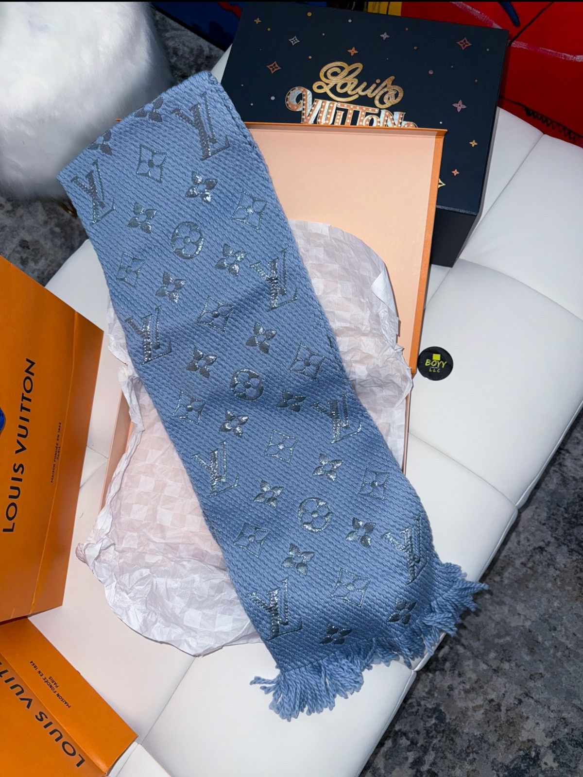 Louis Vuitton LOGOMANIA scarf