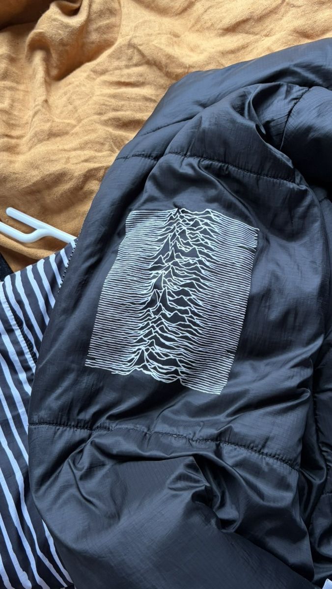 Joy Division × Pleasures Pleasures x Joy Division Reversible Puffer Jacket Size US XL / EU 56 / 4 - 5 Thumbnail