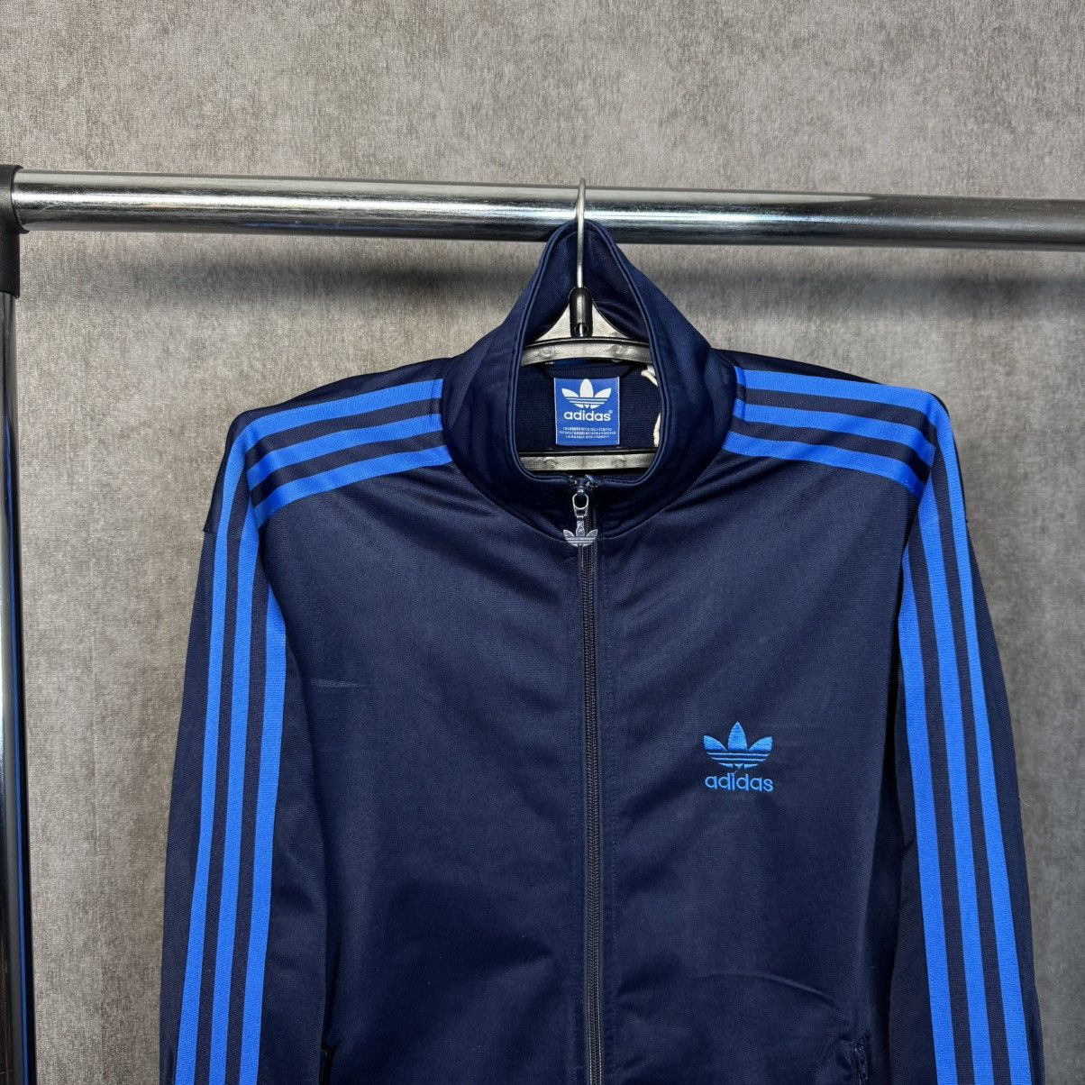 Adidas × Vintage Y2K Vintage Adidas Zip Up jacket streetwear style tracksuit Size US M / EU 48-50 / 2 - 3 Thumbnail