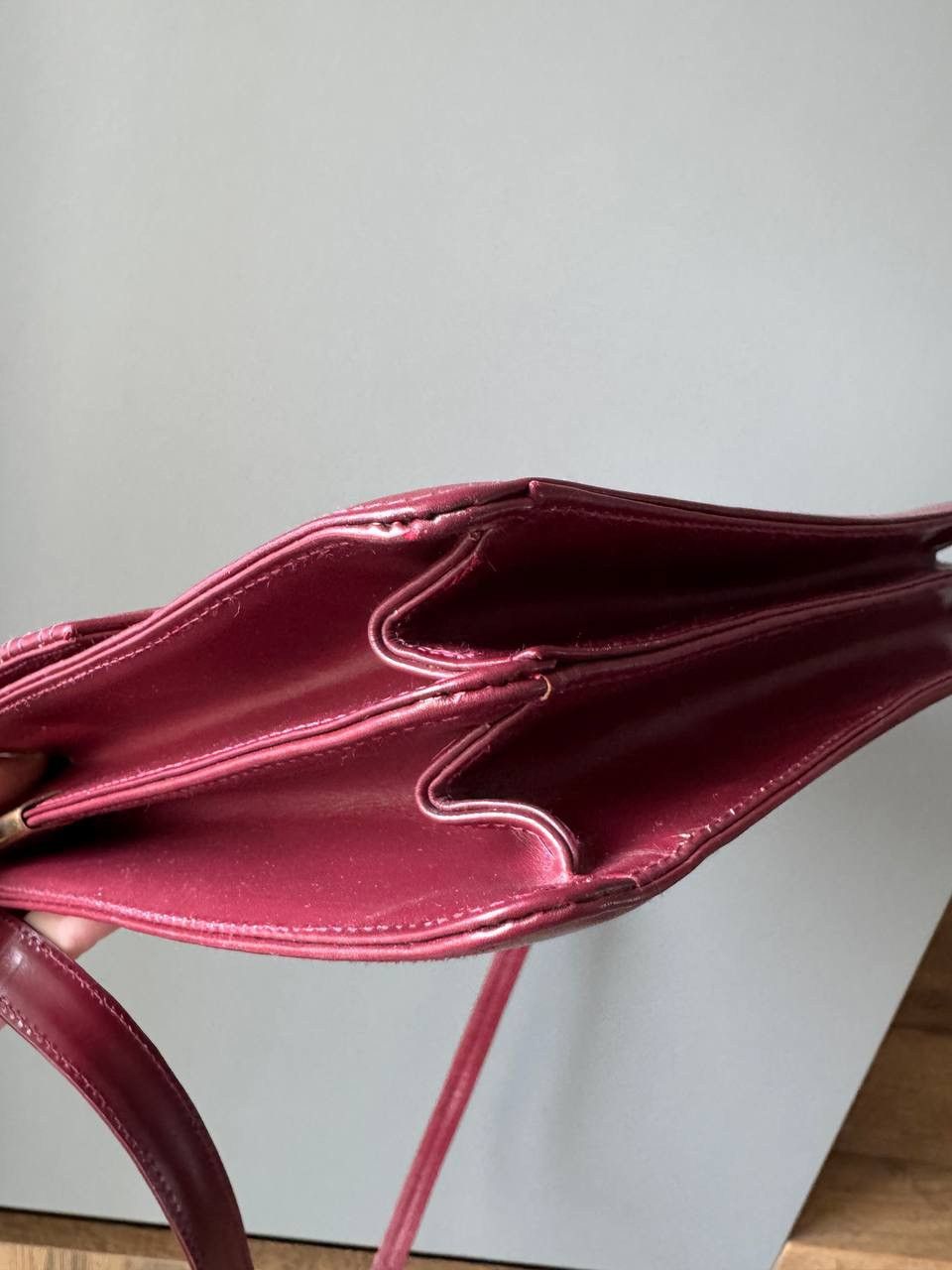 Cartier × Designer × Vintage Vintage Cartier Paris Burgundy Leather Bag Size ONE SIZE - 4 Thumbnail