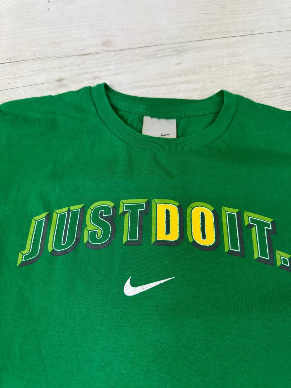 Nike Vintage Nike Just Do It Big Logo T Shirt 00s Center Swoosh Size US XL / EU 56 / 4 - 4 Thumbnail