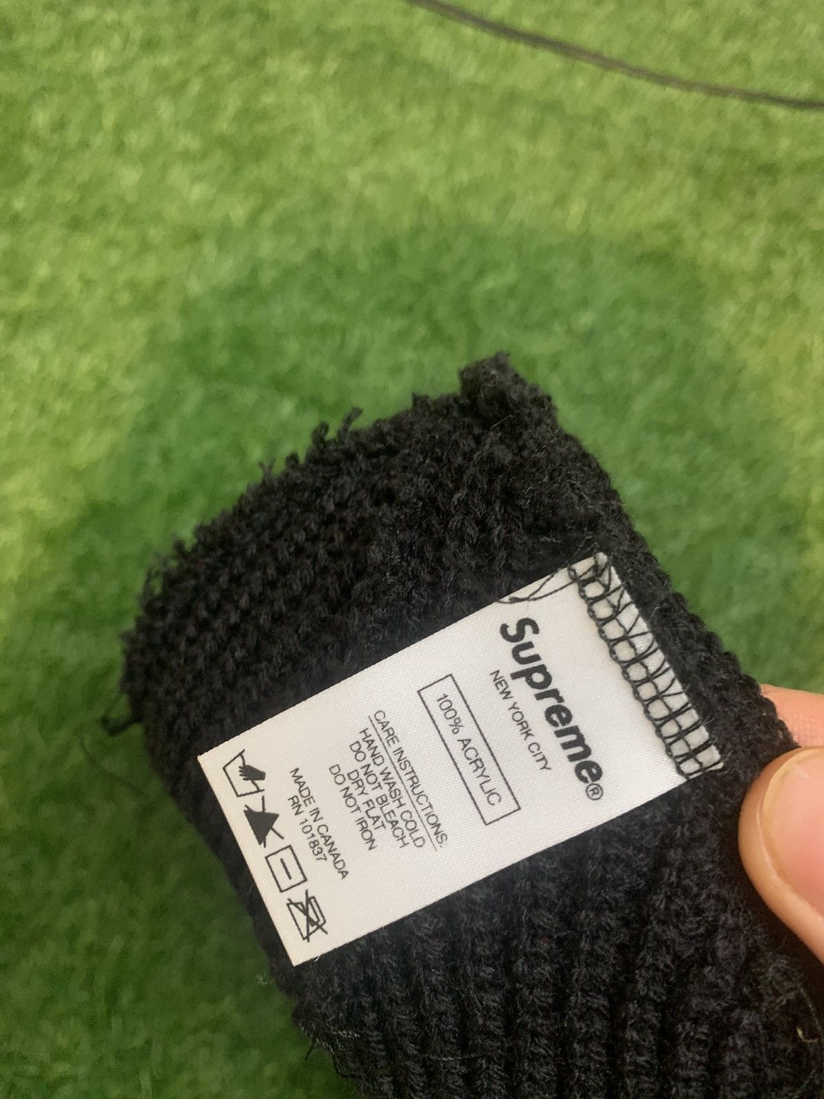 Supreme Defect mixed tissue Supreme Striped Beanie Black Size ONE SIZE - 4 Thumbnail