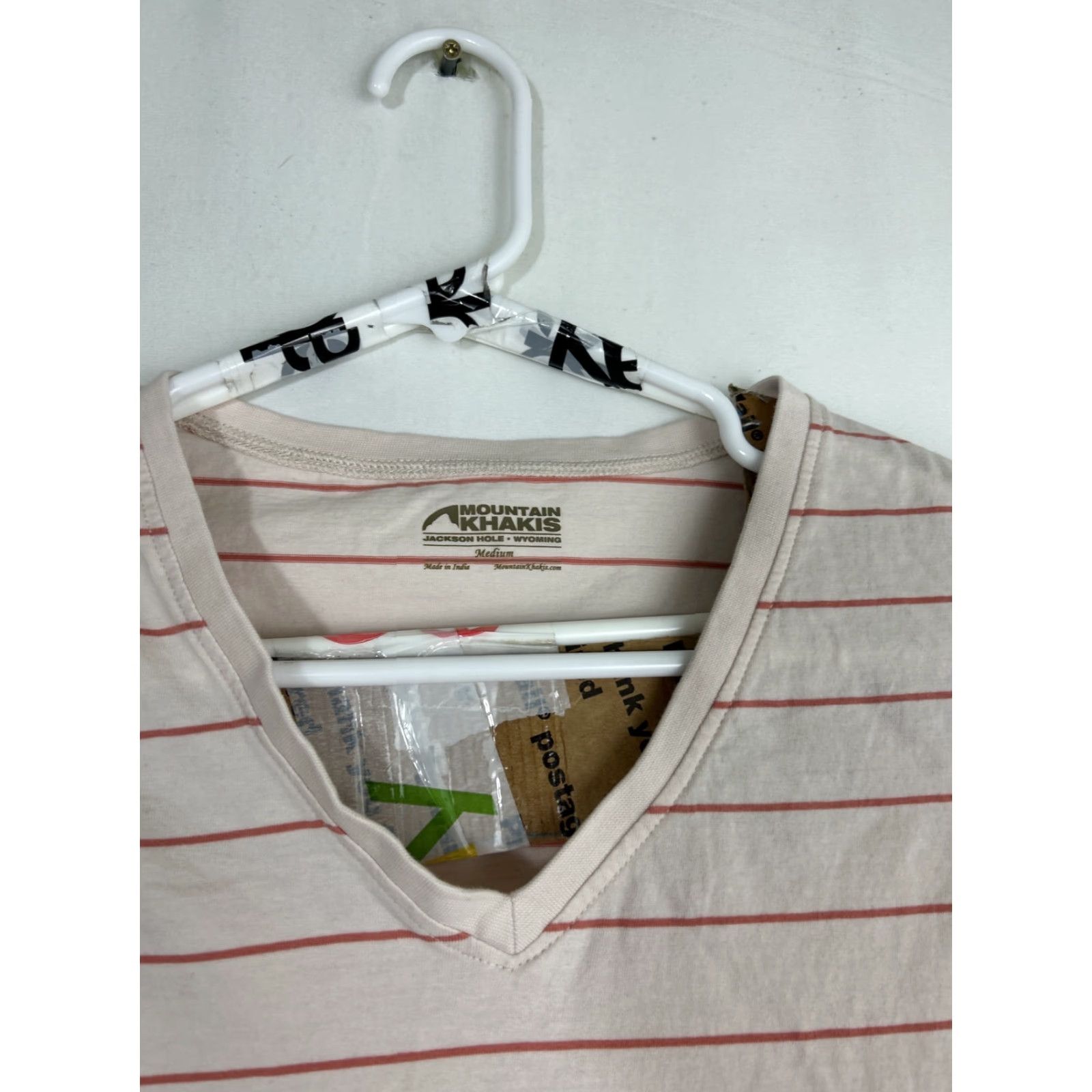 Mountain Khakis VINTAGE Mountain Khakis Womens T Shirt White Red Stripe Short Sleeve V-Neck Medium Size M / US 6-8 / IT 42-44 - 3 Thumbnail